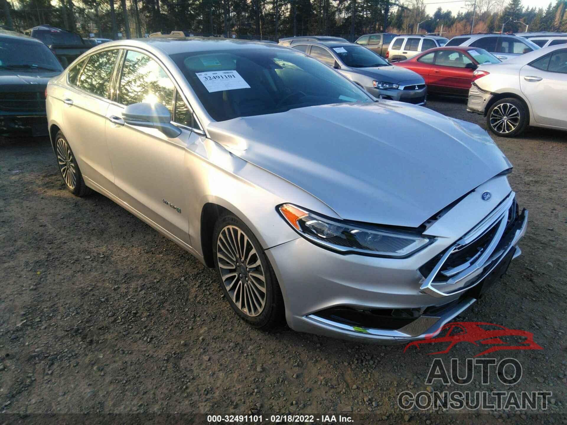 FORD FUSION HYBRID 2018 - 3FA6P0LU4JR115647