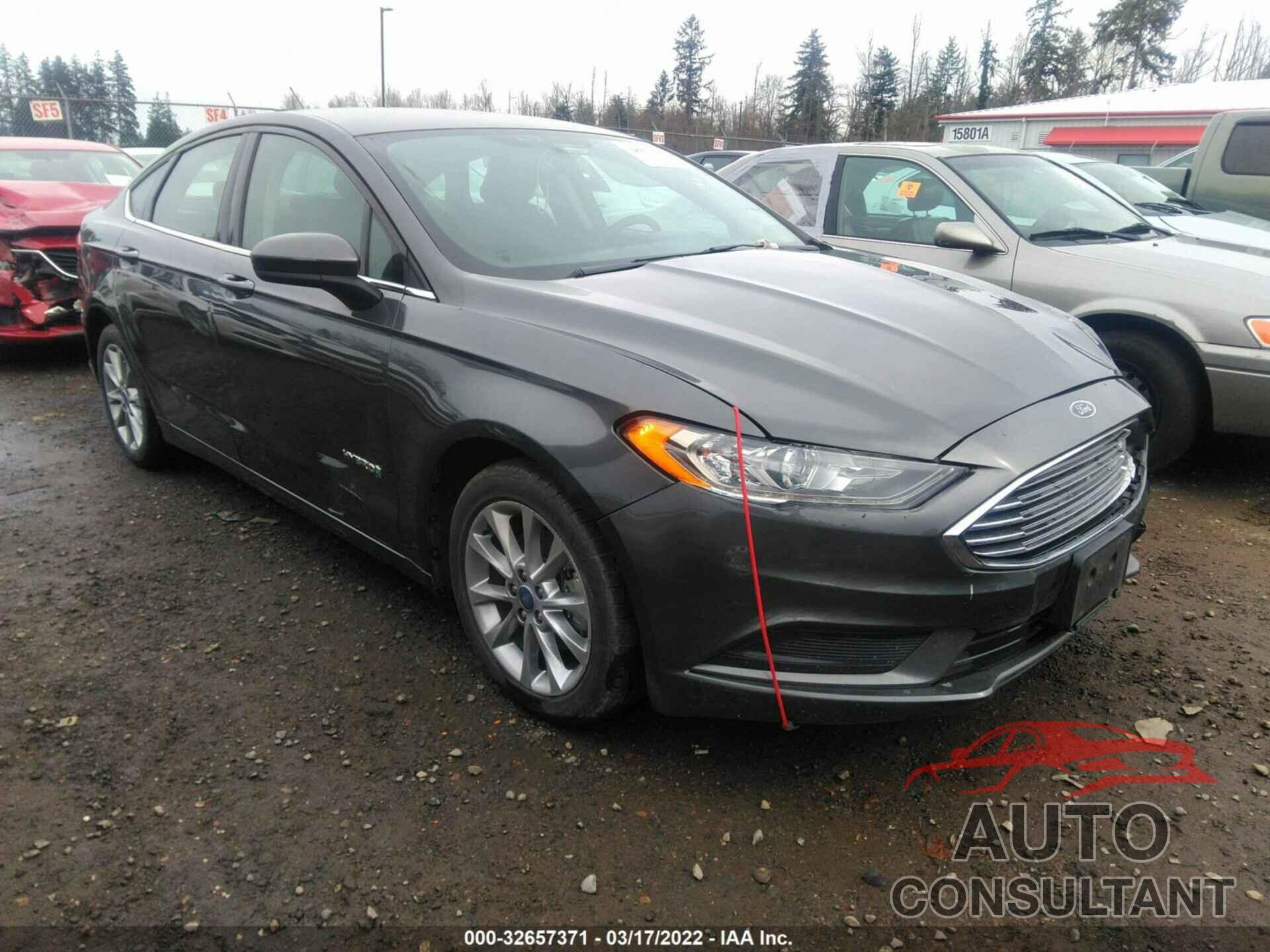 FORD FUSION 2017 - 3FA6P0LUXHR323879
