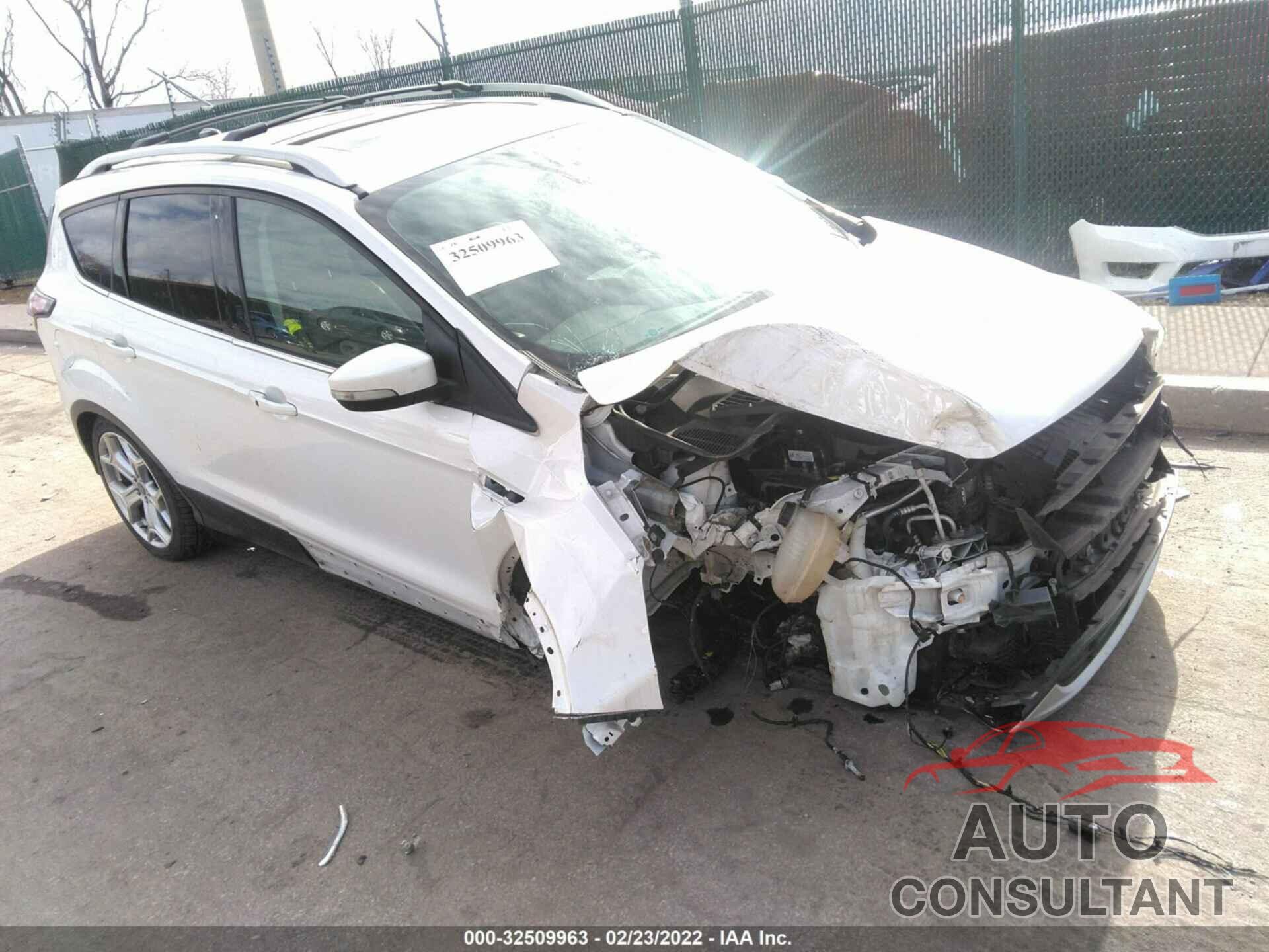 FORD ESCAPE 2017 - 1FMCU9J92HUB22622