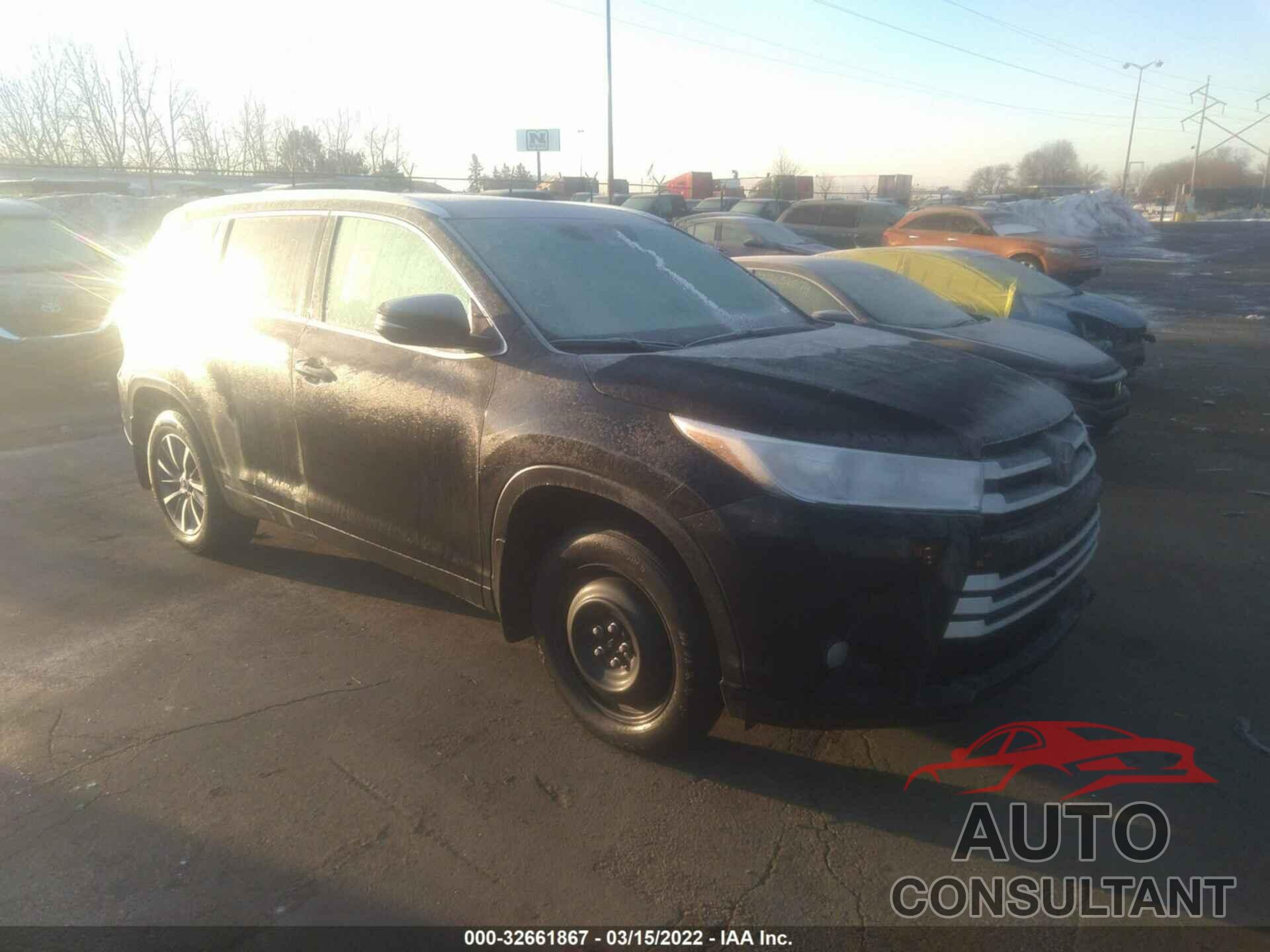 TOYOTA HIGHLANDER 2019 - 5TDJZRFHXKS590736