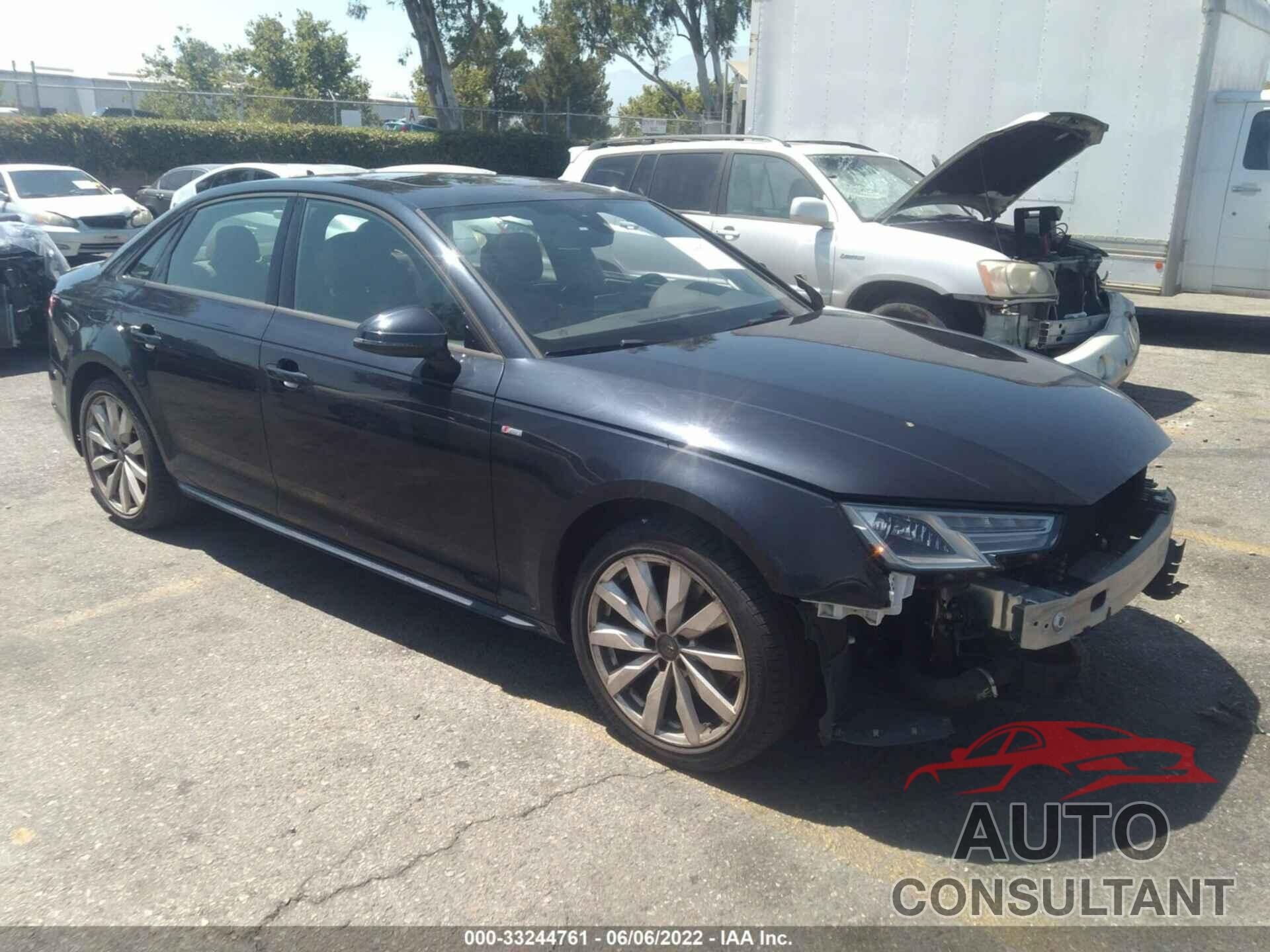 AUDI A4 2018 - WAUKMAF47JA093010