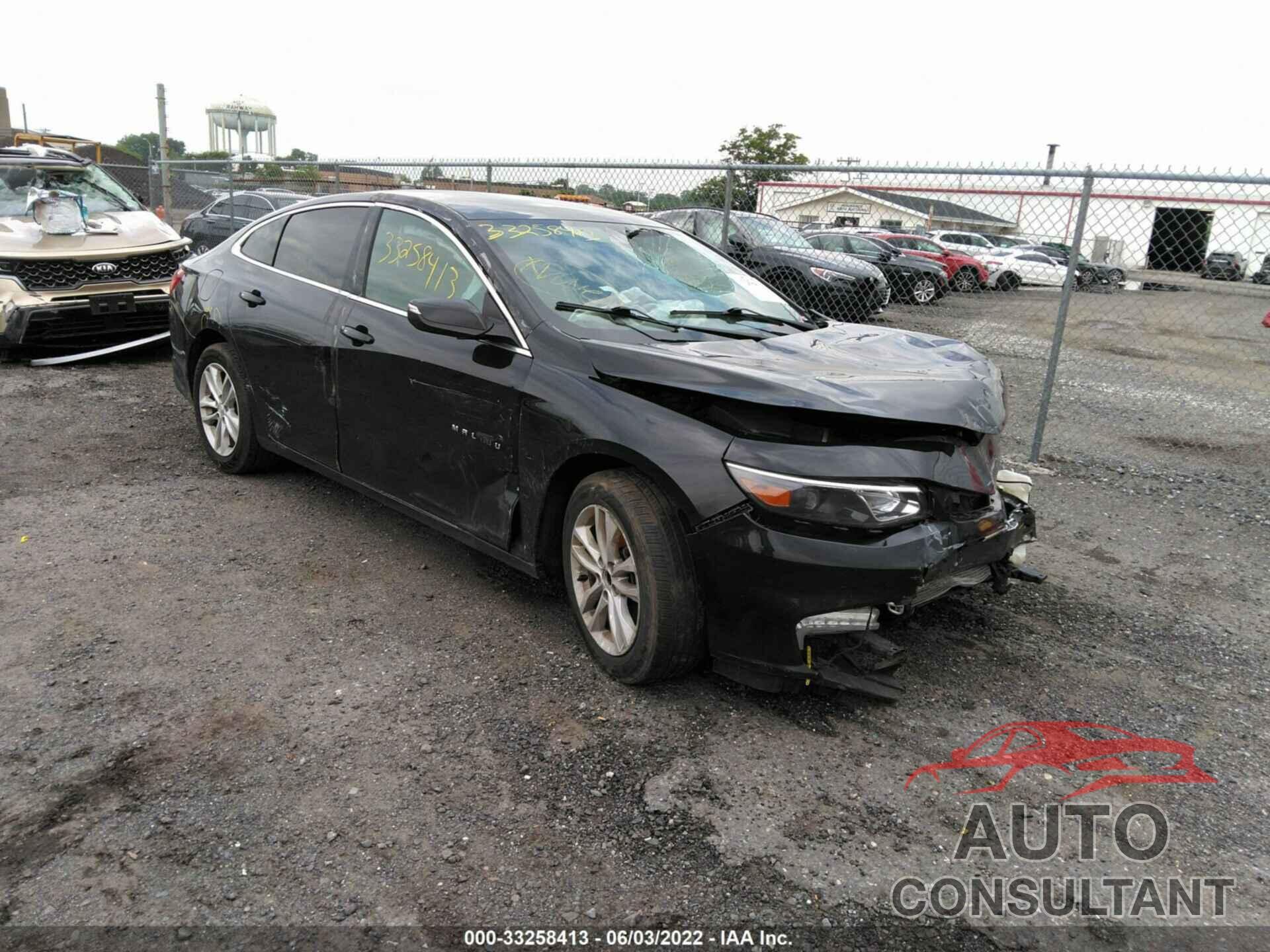 CHEVROLET MALIBU 2017 - 1G1ZE5ST2HF101653