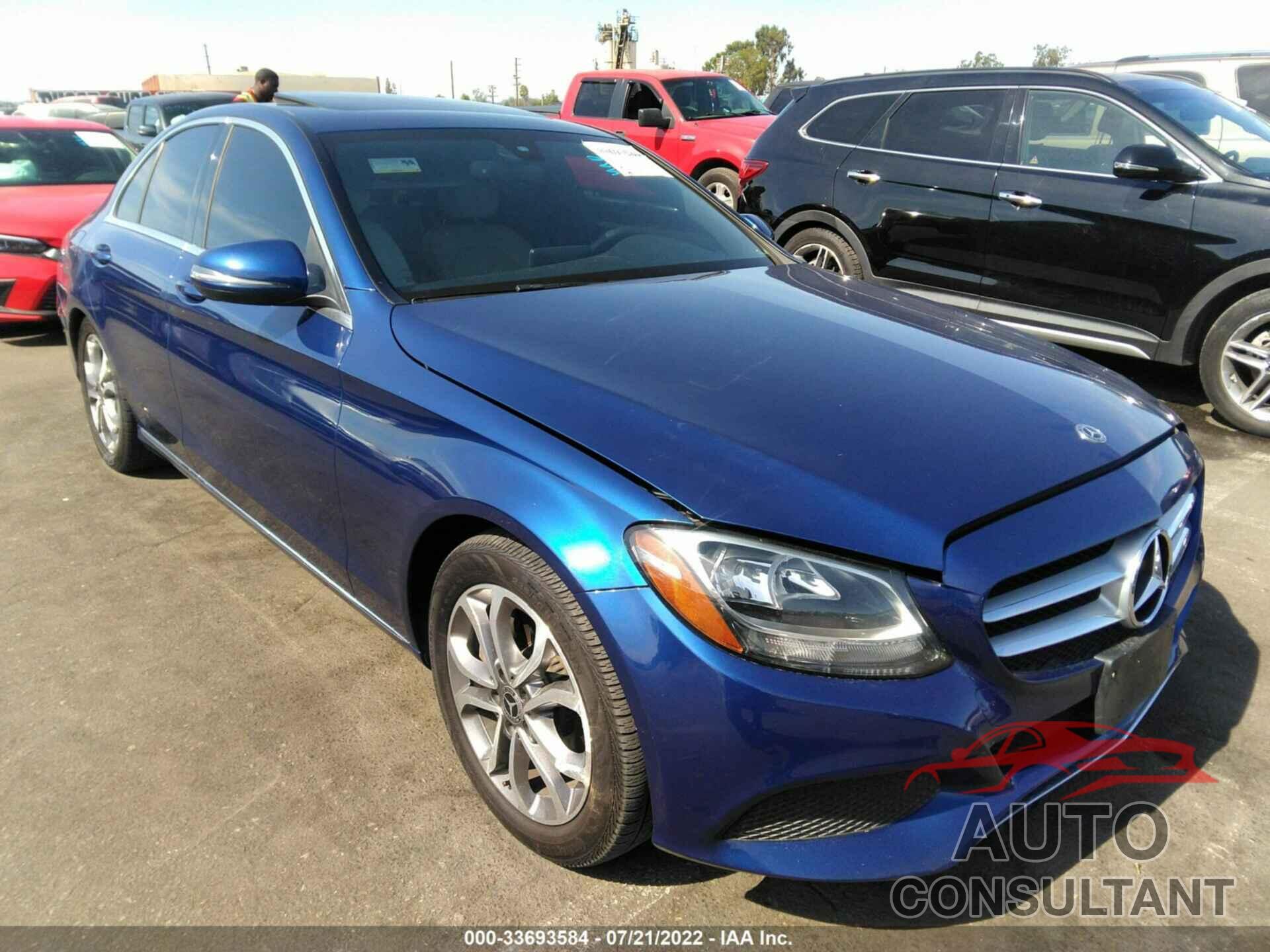 MERCEDES-BENZ C-CLASS 2018 - 55SWF4JB3JU247904