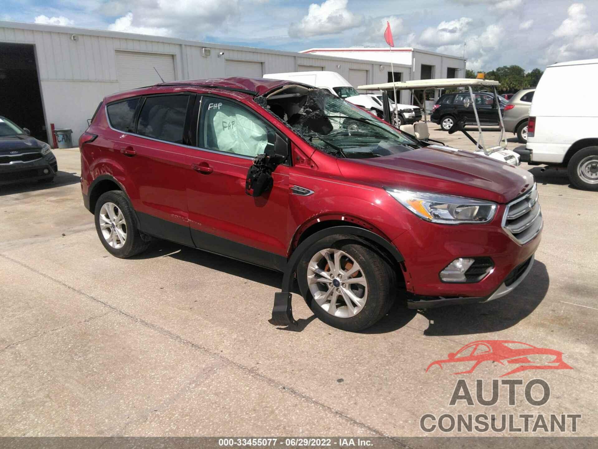 FORD ESCAPE 2019 - 1FMCU0GD1KUB48059