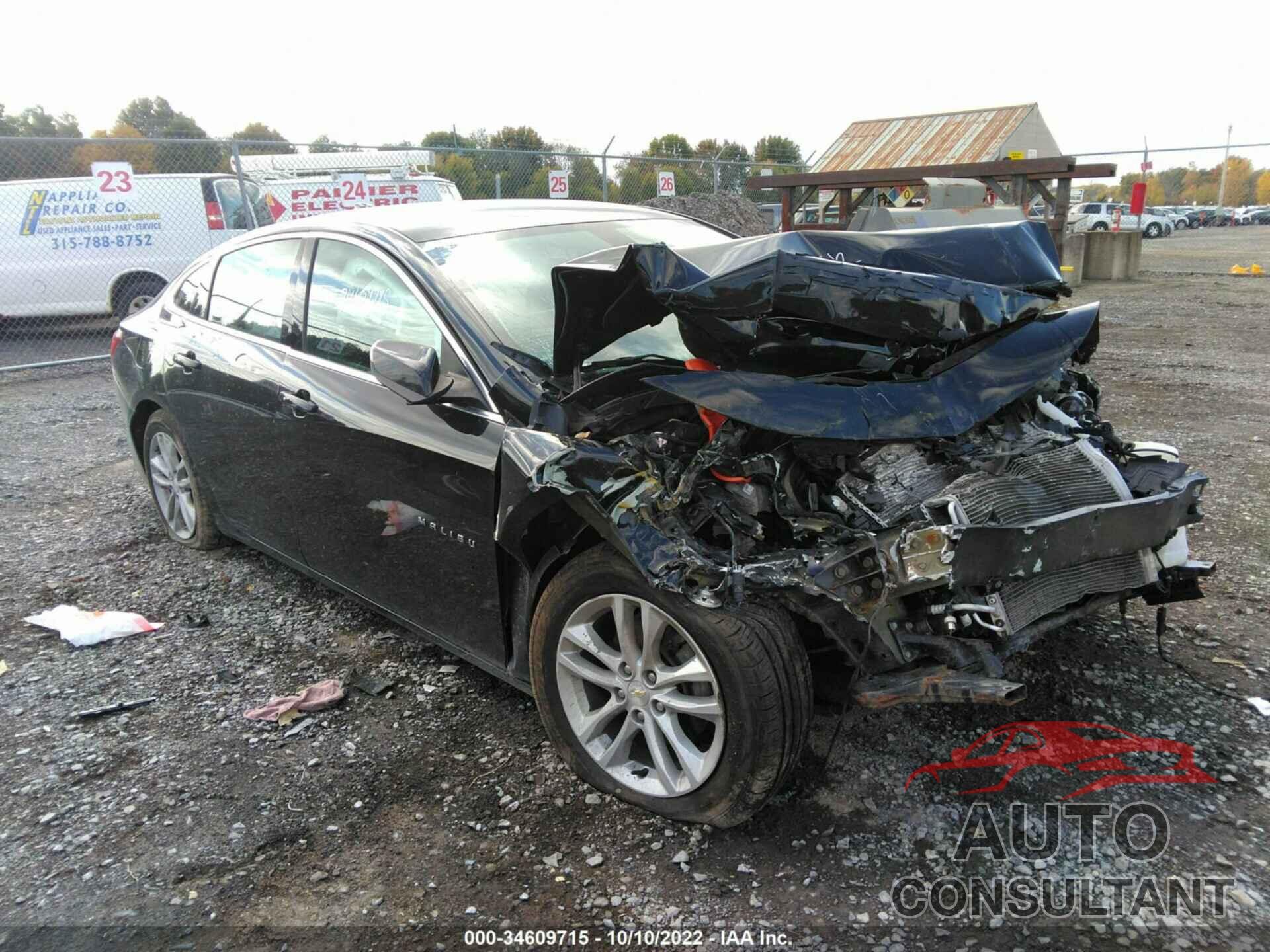 CHEVROLET MALIBU 2017 - 1G1ZE5ST5HF140821