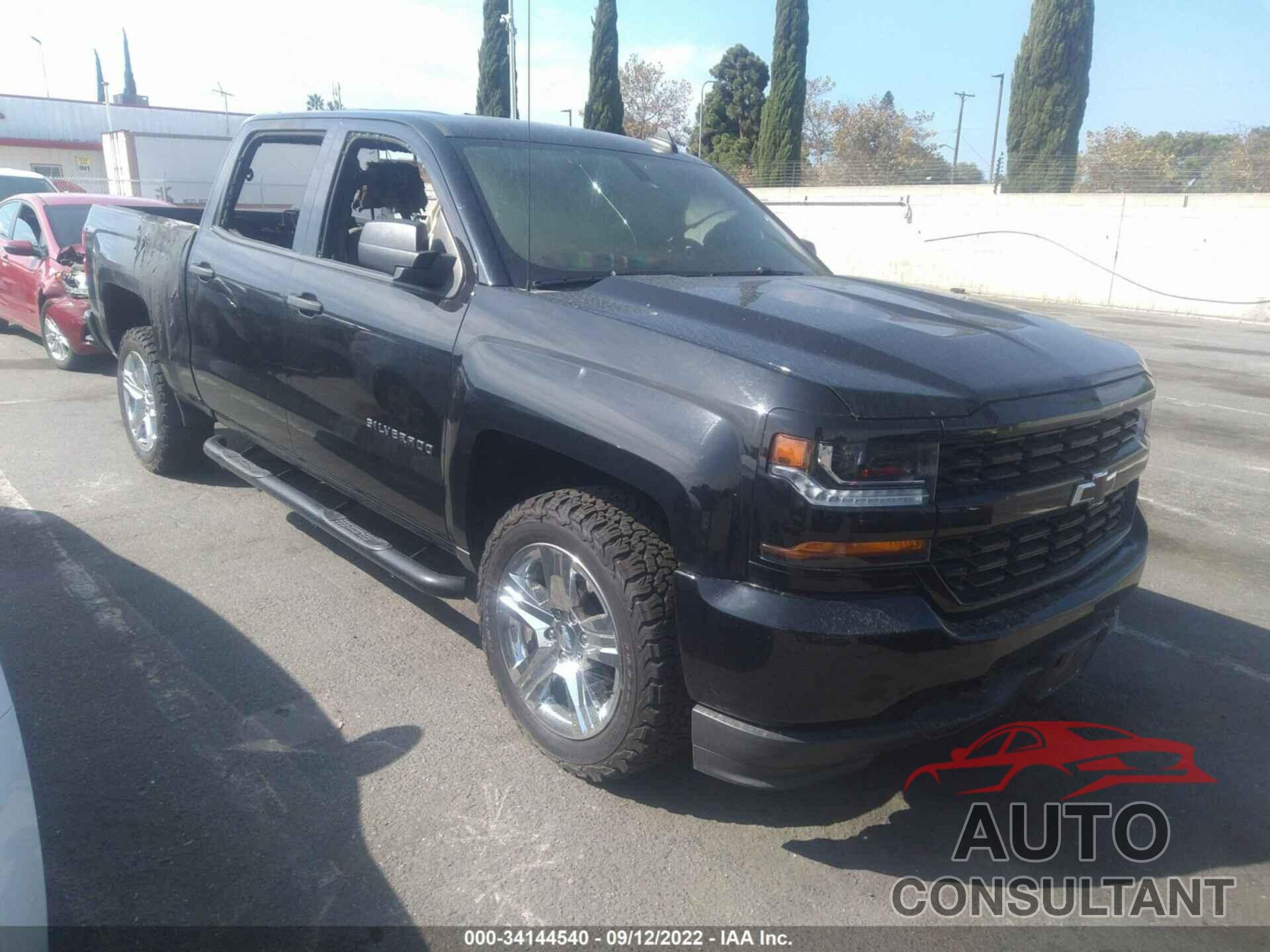CHEVROLET SILVERADO 1500 2018 - 3GCPCPEH1JG401616