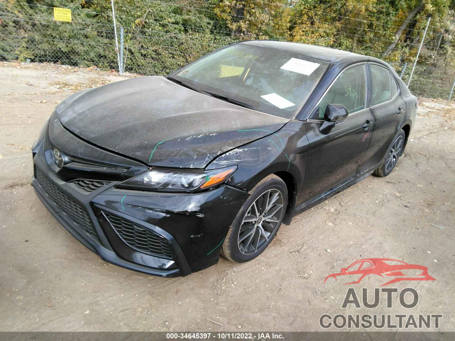 TOYOTA CAMRY 2022 - 4T1T11BK3NU072093