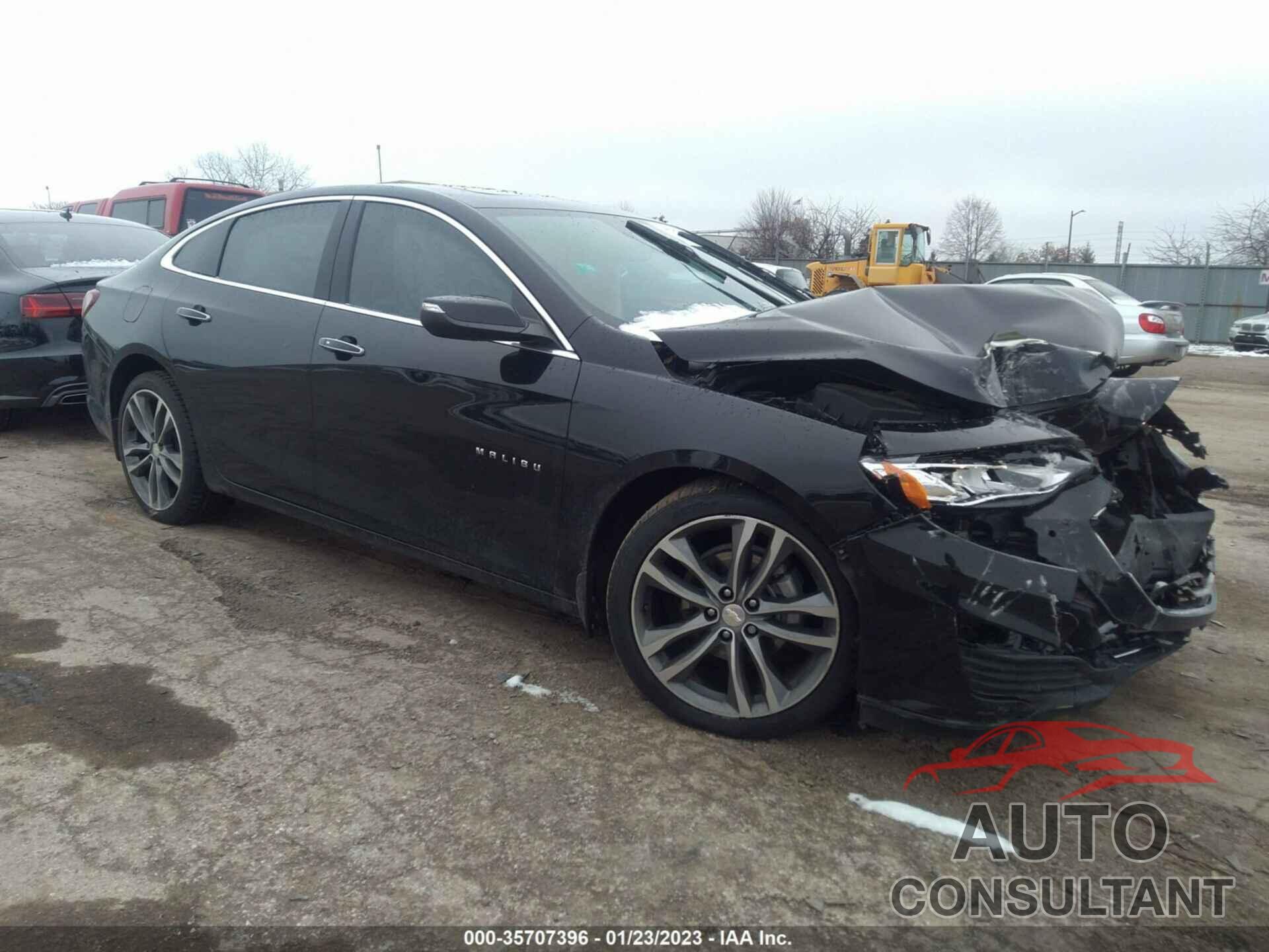 CHEVROLET MALIBU 2019 - 1G1ZE5SX4KF213333