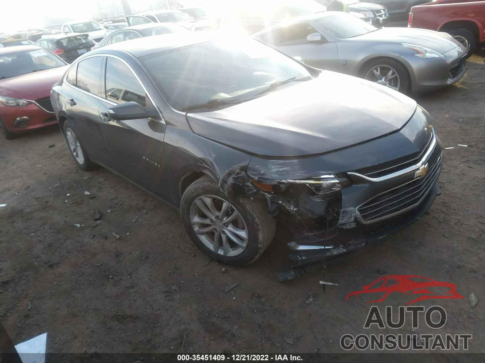 CHEVROLET MALIBU 2018 - 1G1ZD5ST1JF143644