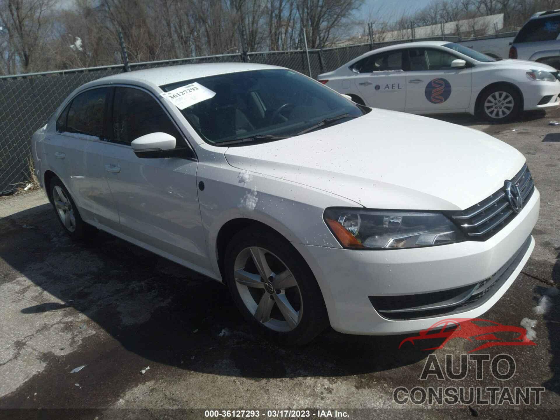 VOLKSWAGEN PASSAT 2014 - 1VWAT7A30EC029286