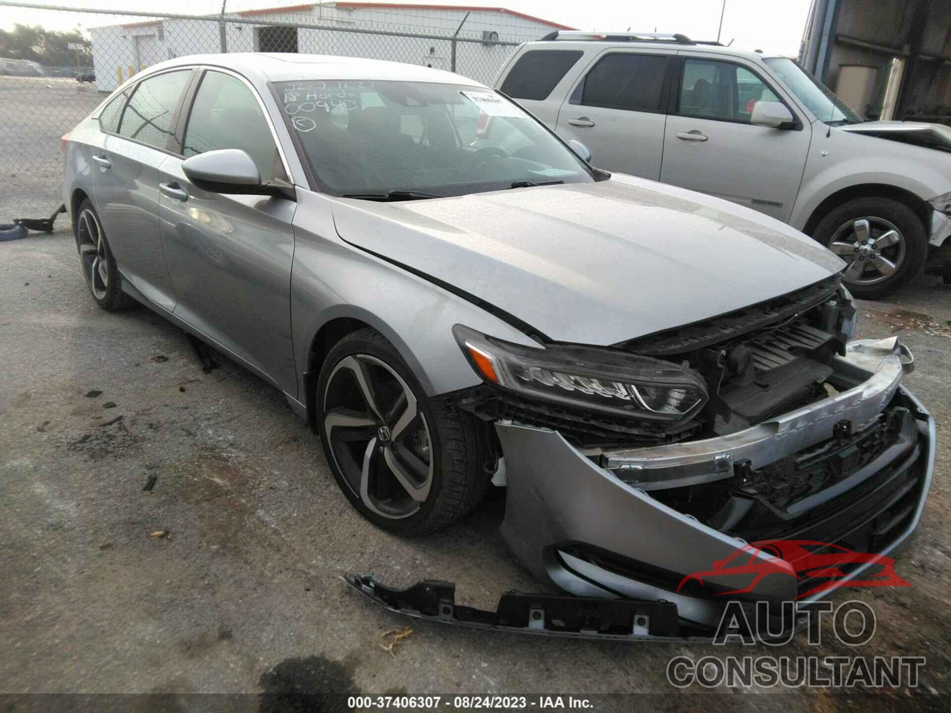 HONDA ACCORD 2018 - 1HGCV2F33JA009431