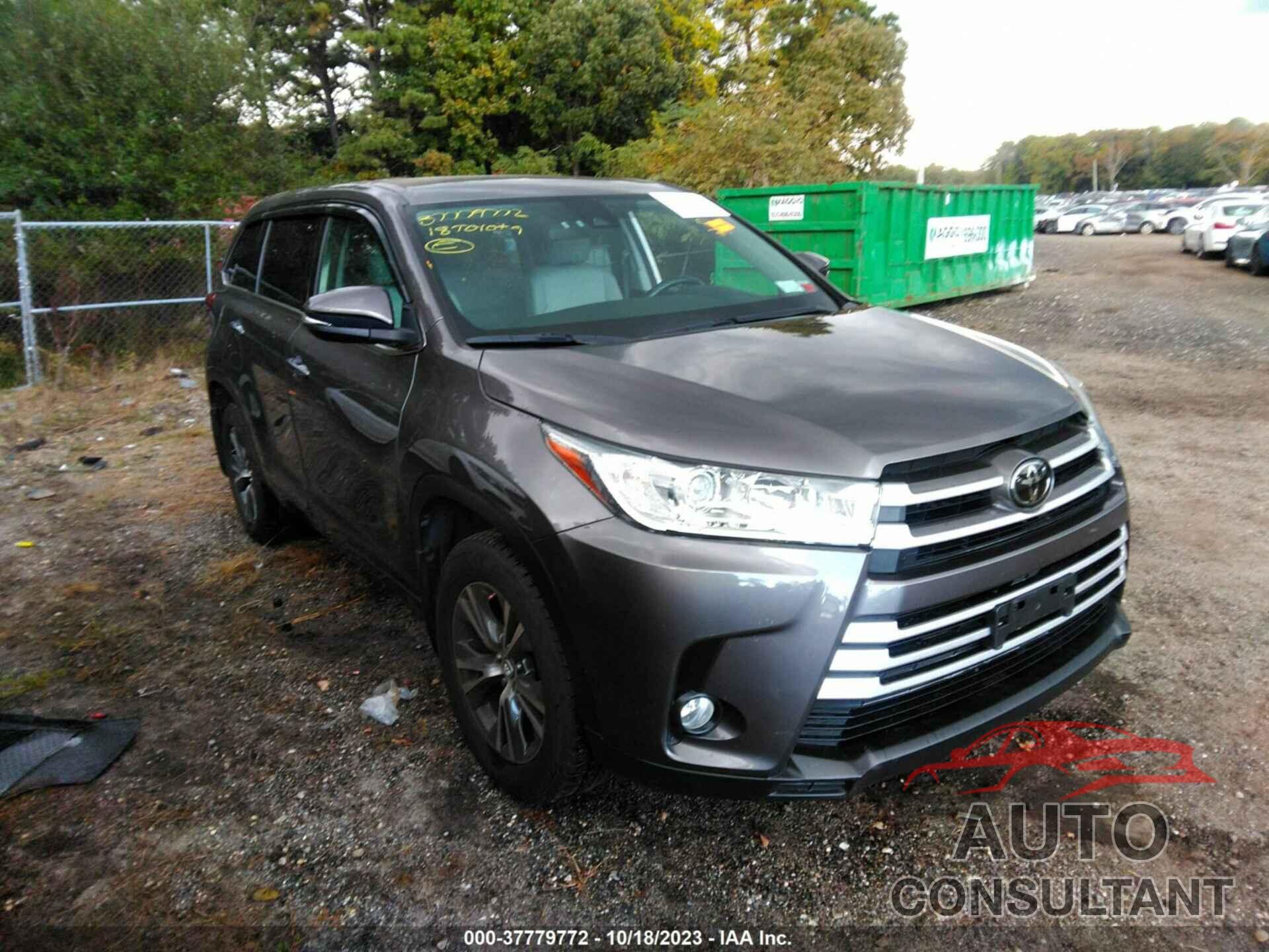TOYOTA HIGHLANDER 2018 - 5TDBZRFHXJS492454