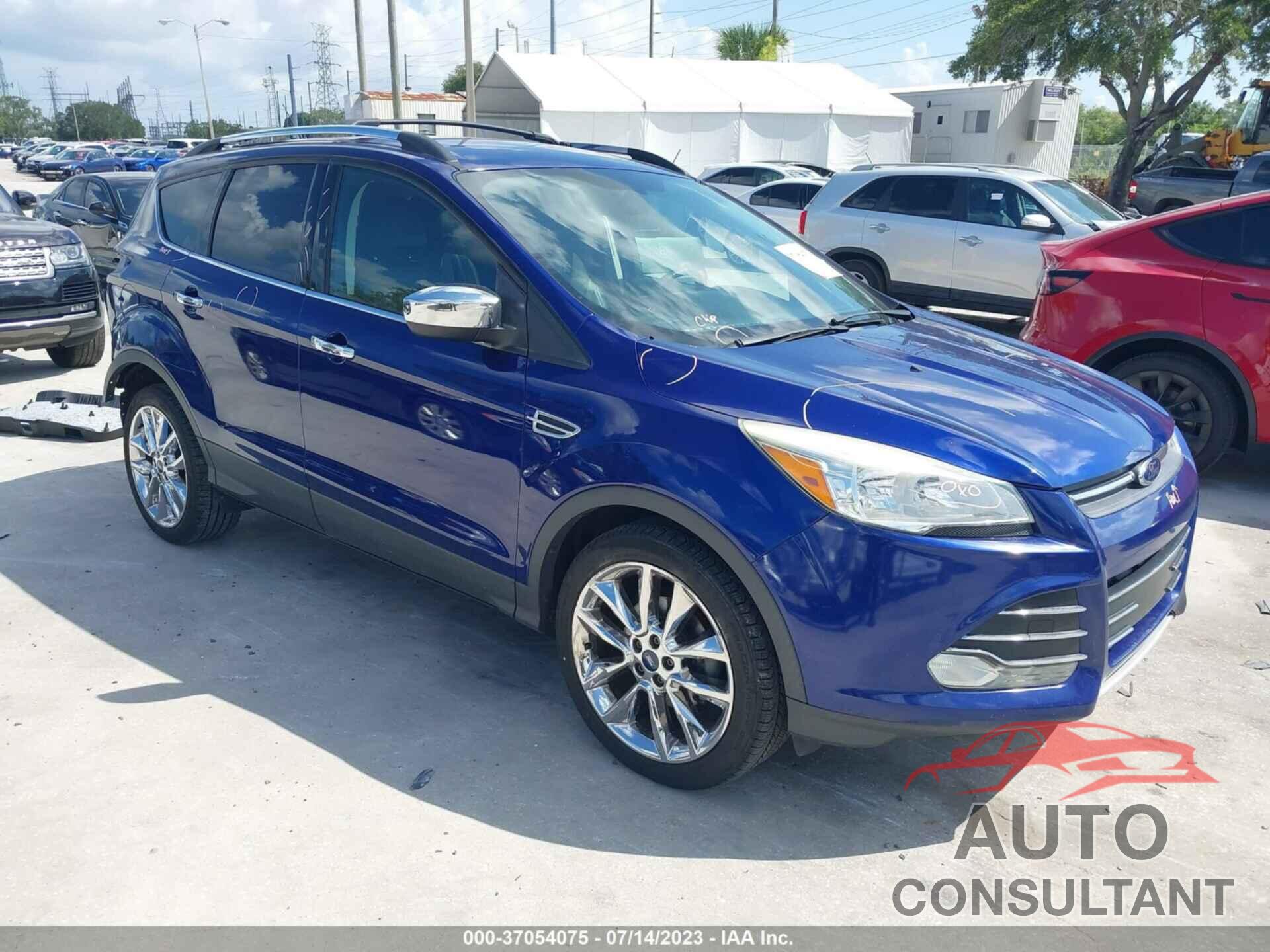 FORD ESCAPE 2016 - 1FMCU0GX9GUB19961