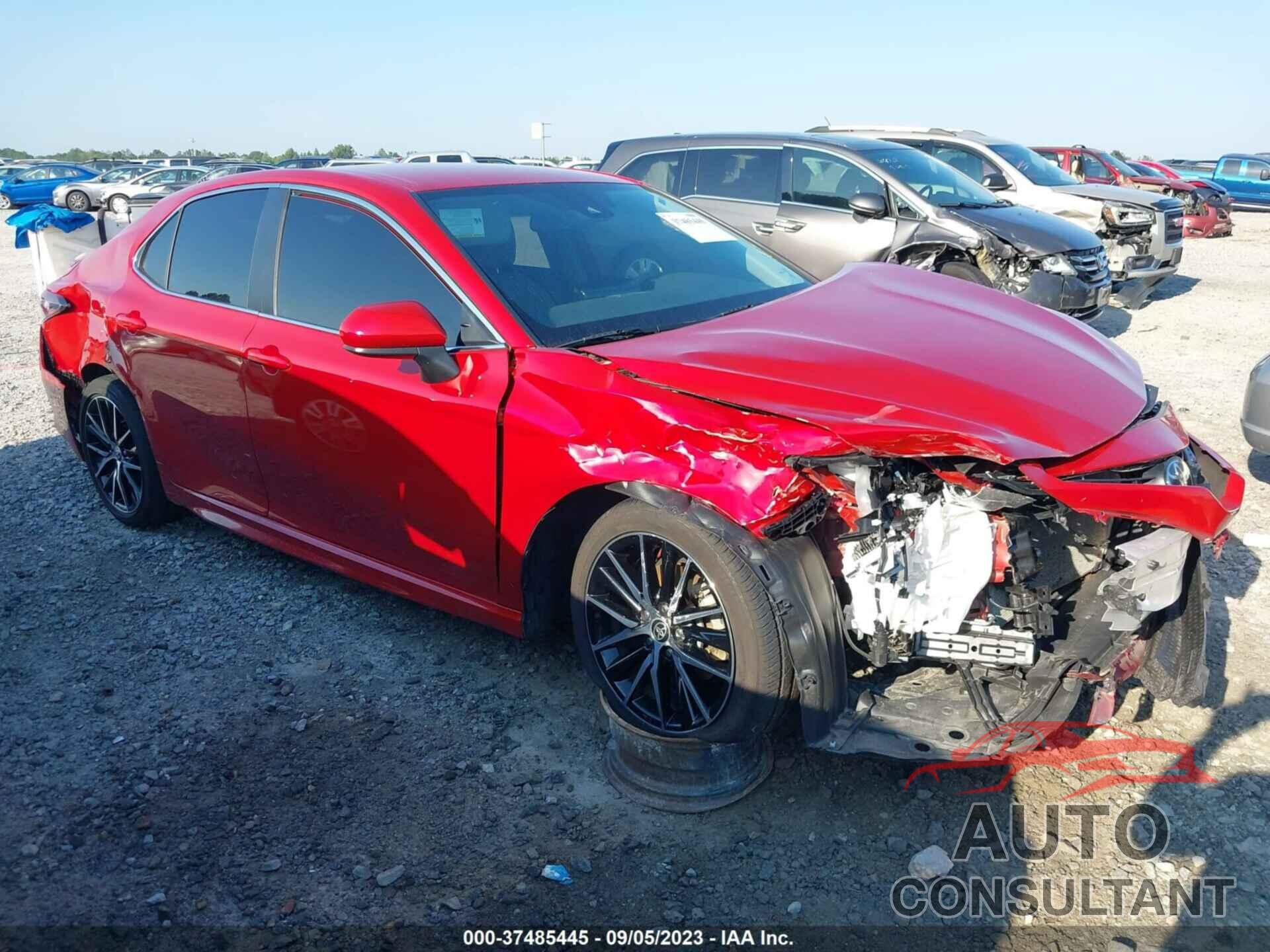 TOYOTA CAMRY 2021 - 4T1G11AK0MU422510