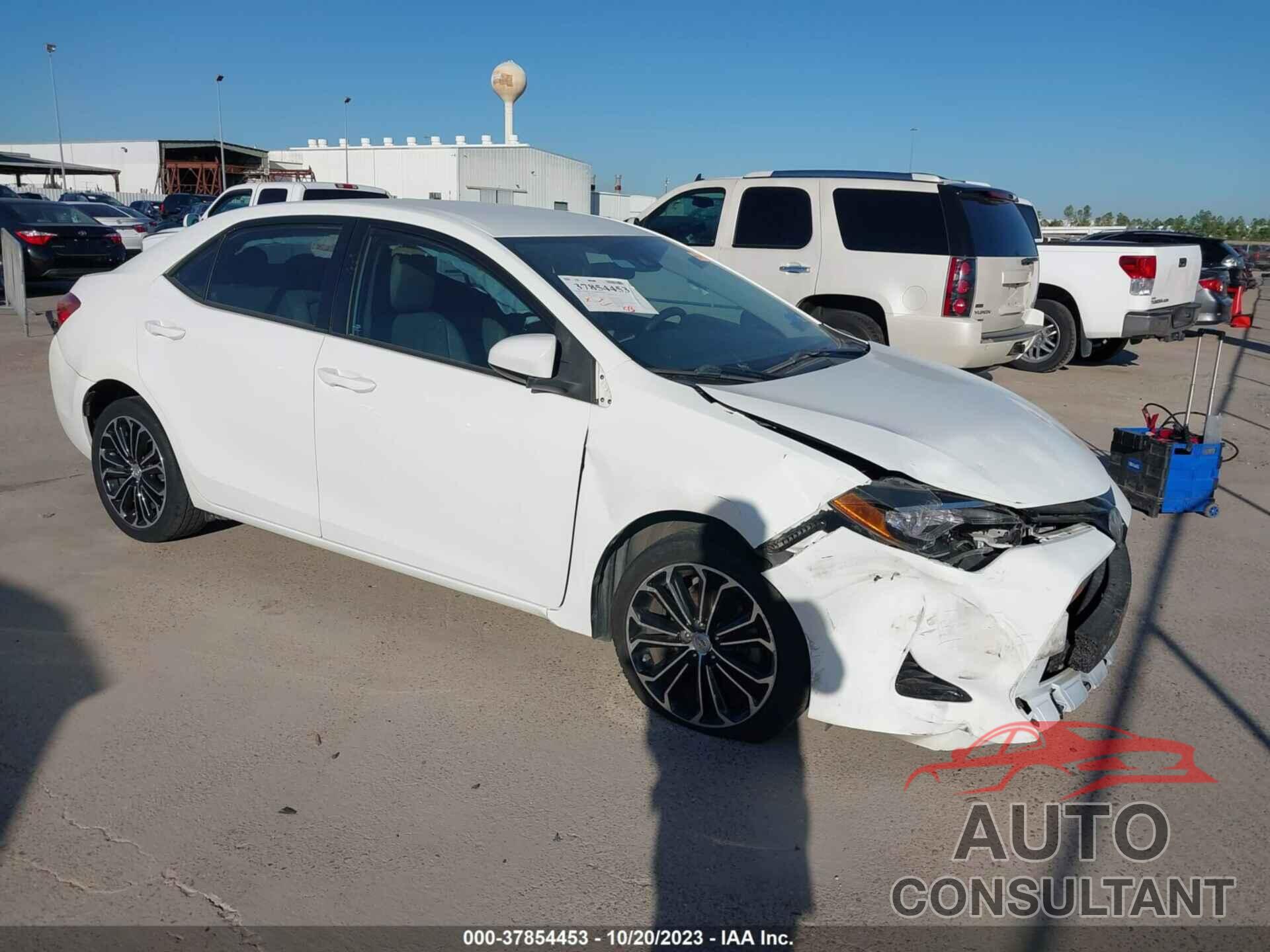 TOYOTA COROLLA 2017 - 5YFBURHE3HP604273
