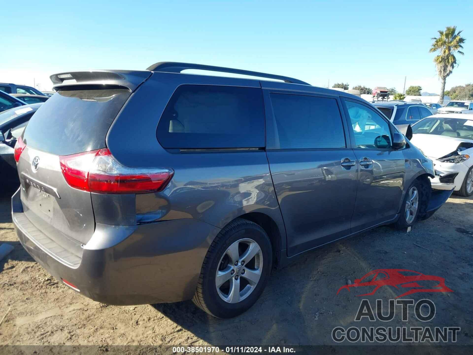 TOYOTA SIENNA 2017 - 5TDKZ3DC0HS807079