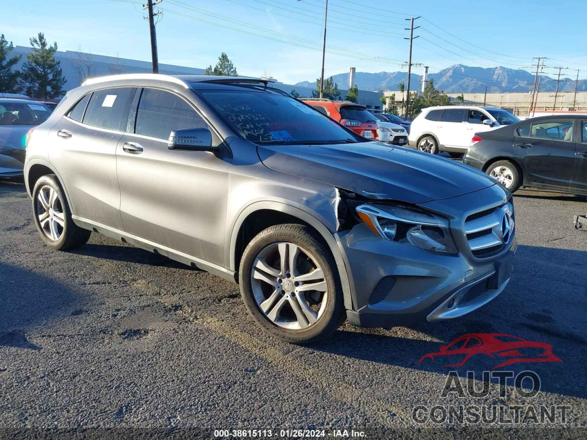 MERCEDES-BENZ GLA 250 2016 - WDCTG4GB2GJ224831