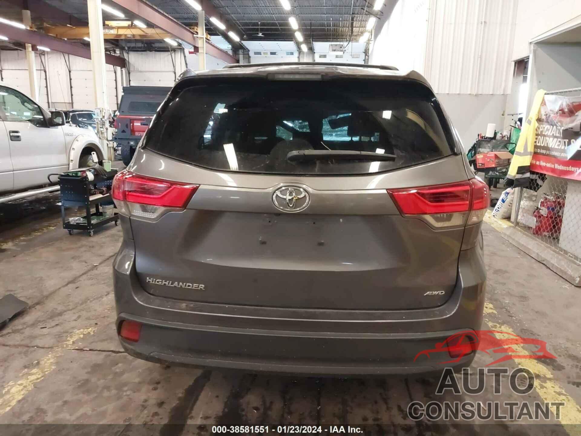 TOYOTA HIGHLANDER 2017 - 5TDBZRFH6HS471580