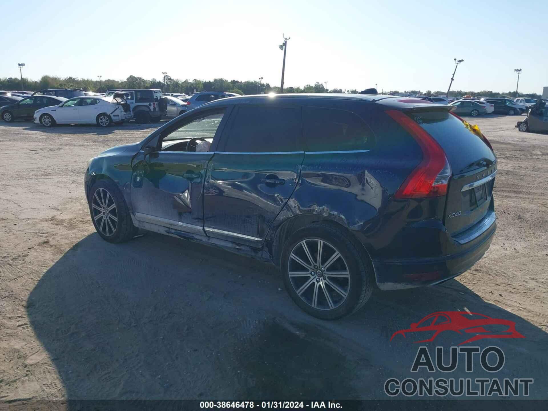 VOLVO XC60 2017 - YV449MRU0H2031797