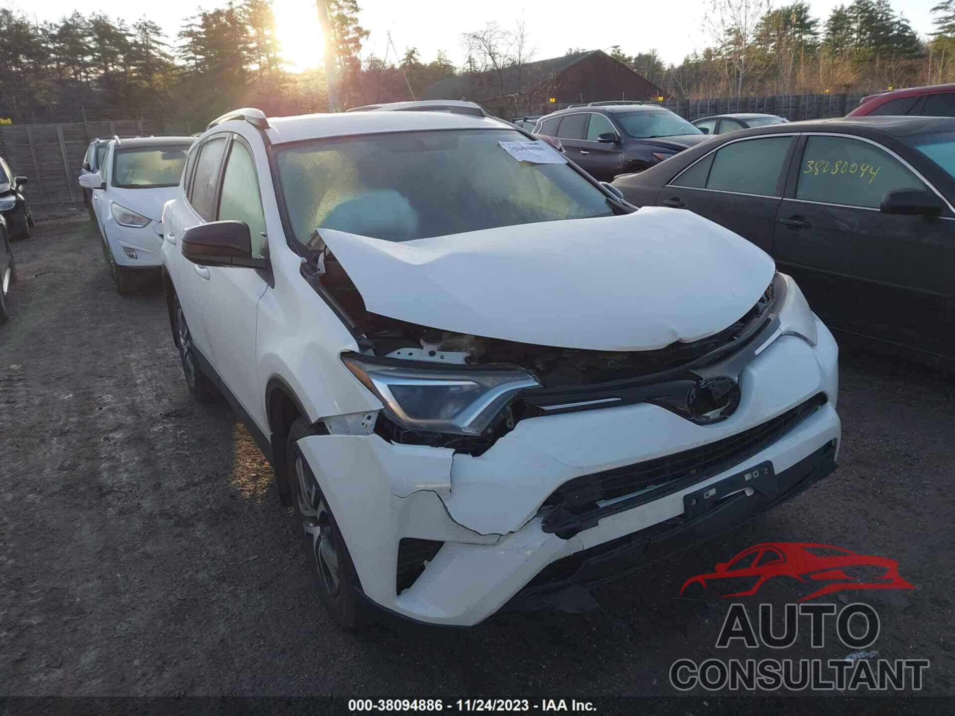 TOYOTA RAV4 2016 - JTMBFREV1GJ097472