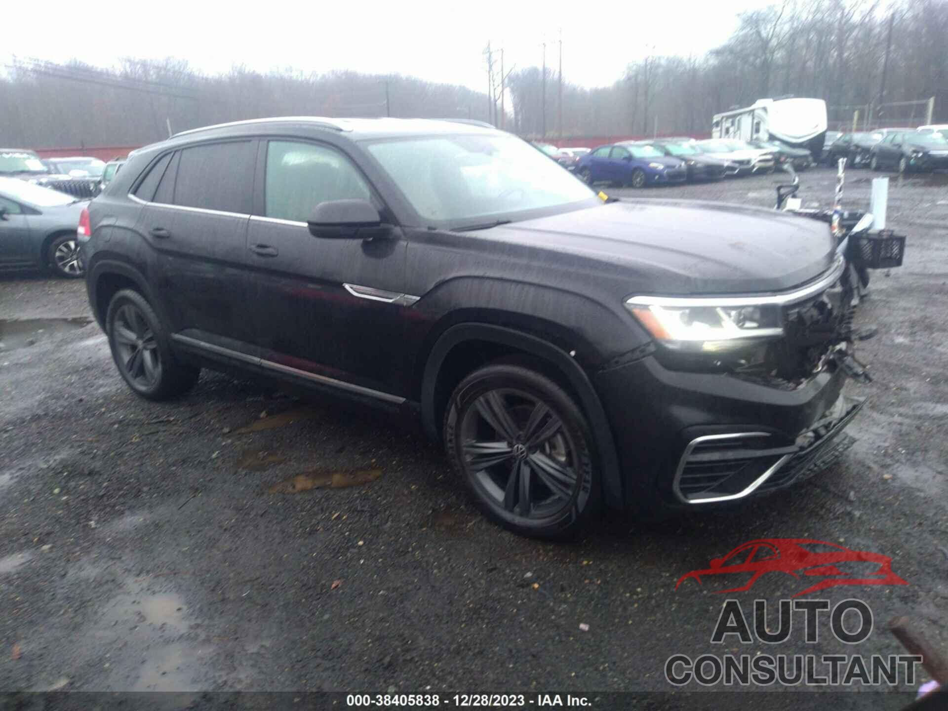 VOLKSWAGEN ATLAS CROSS SPORT 2021 - 1V2NE2CAXMC210938