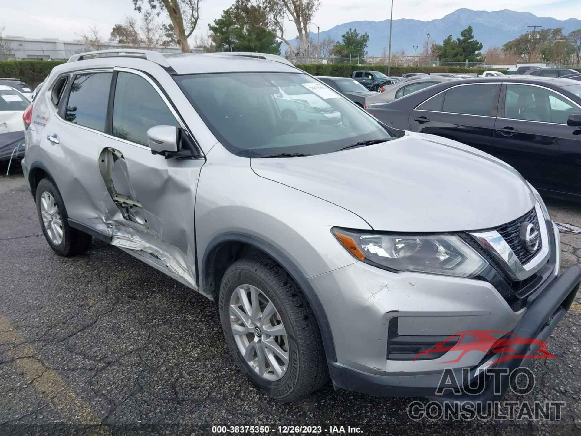 NISSAN ROGUE 2017 - 5N1AT2MMXHC782513