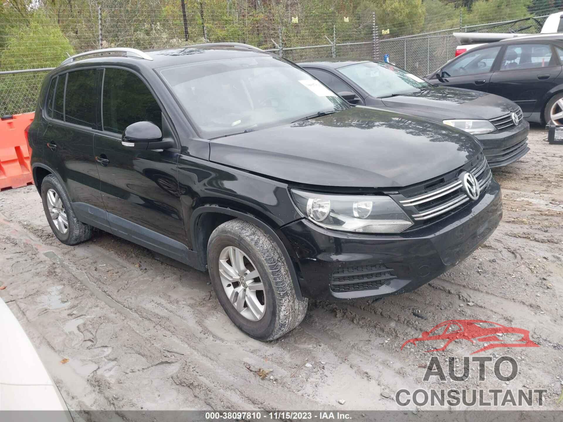 VOLKSWAGEN TIGUAN 2016 - WVGAV7AXXGW557141