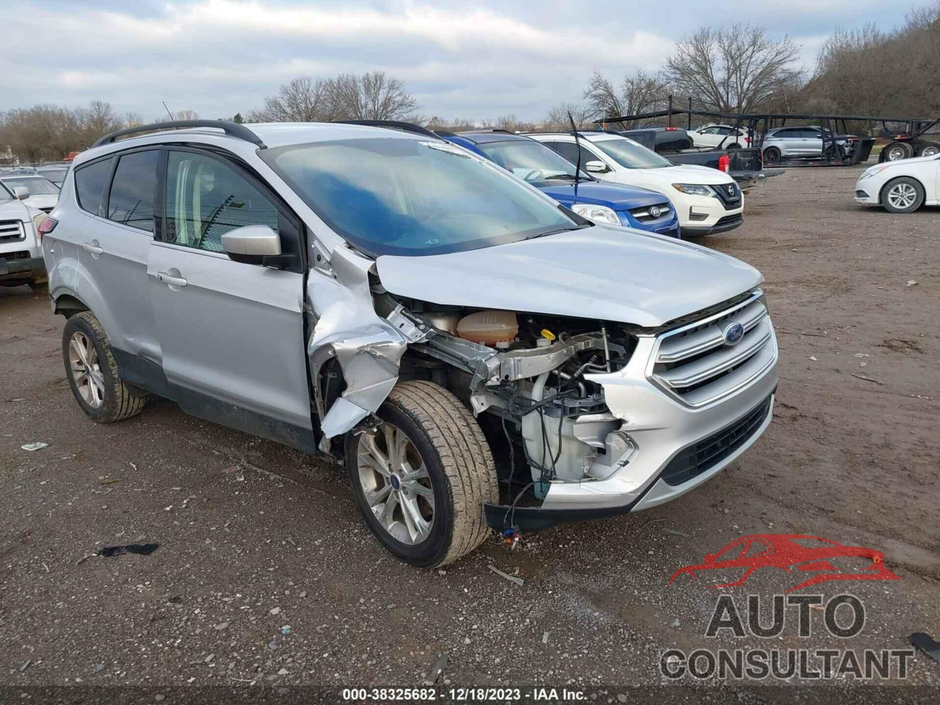 FORD ESCAPE 2019 - 1FMCU9HD5KUA03772