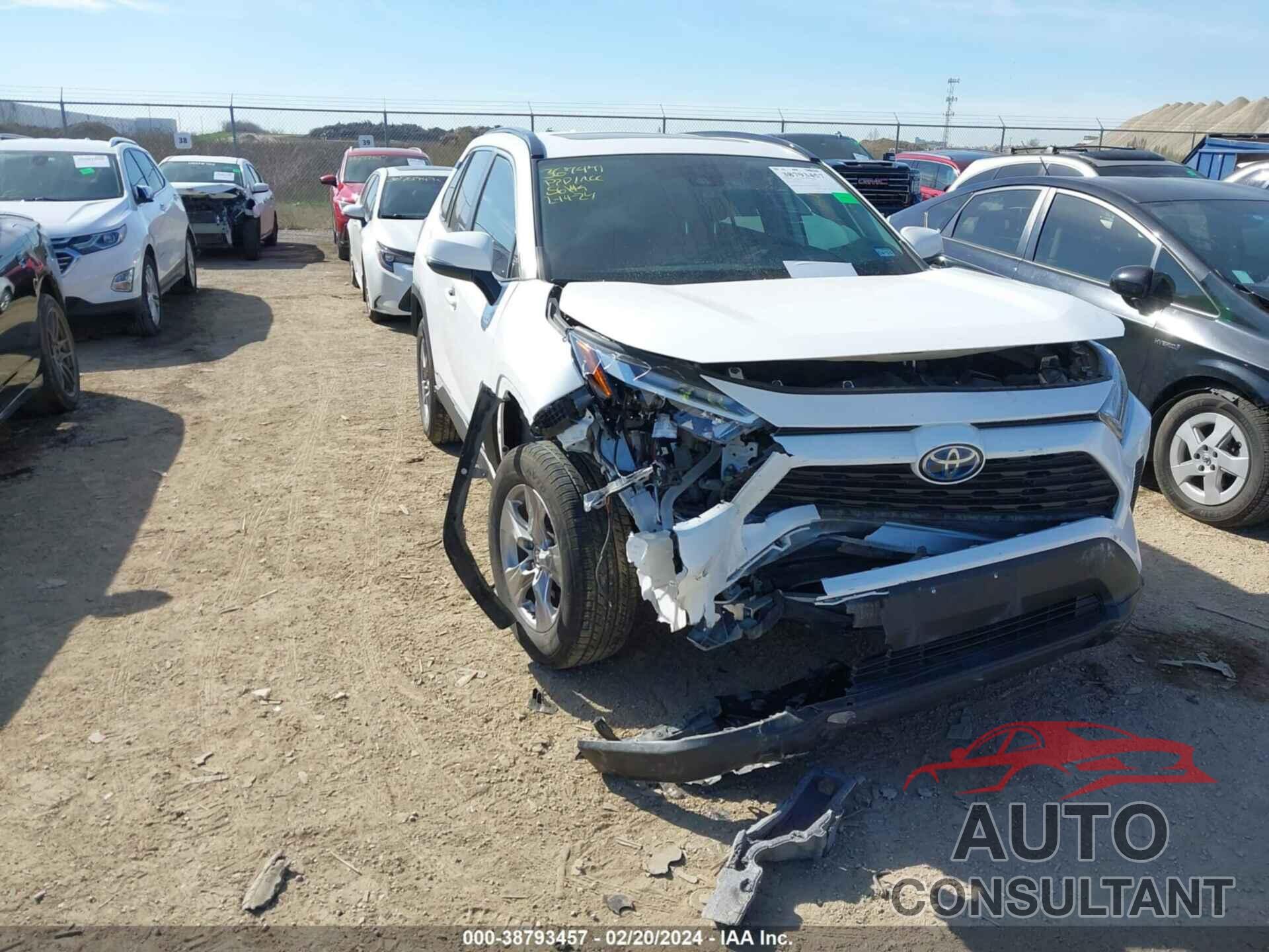 TOYOTA RAV4 2022 - 2T3RWRFV1NW135231