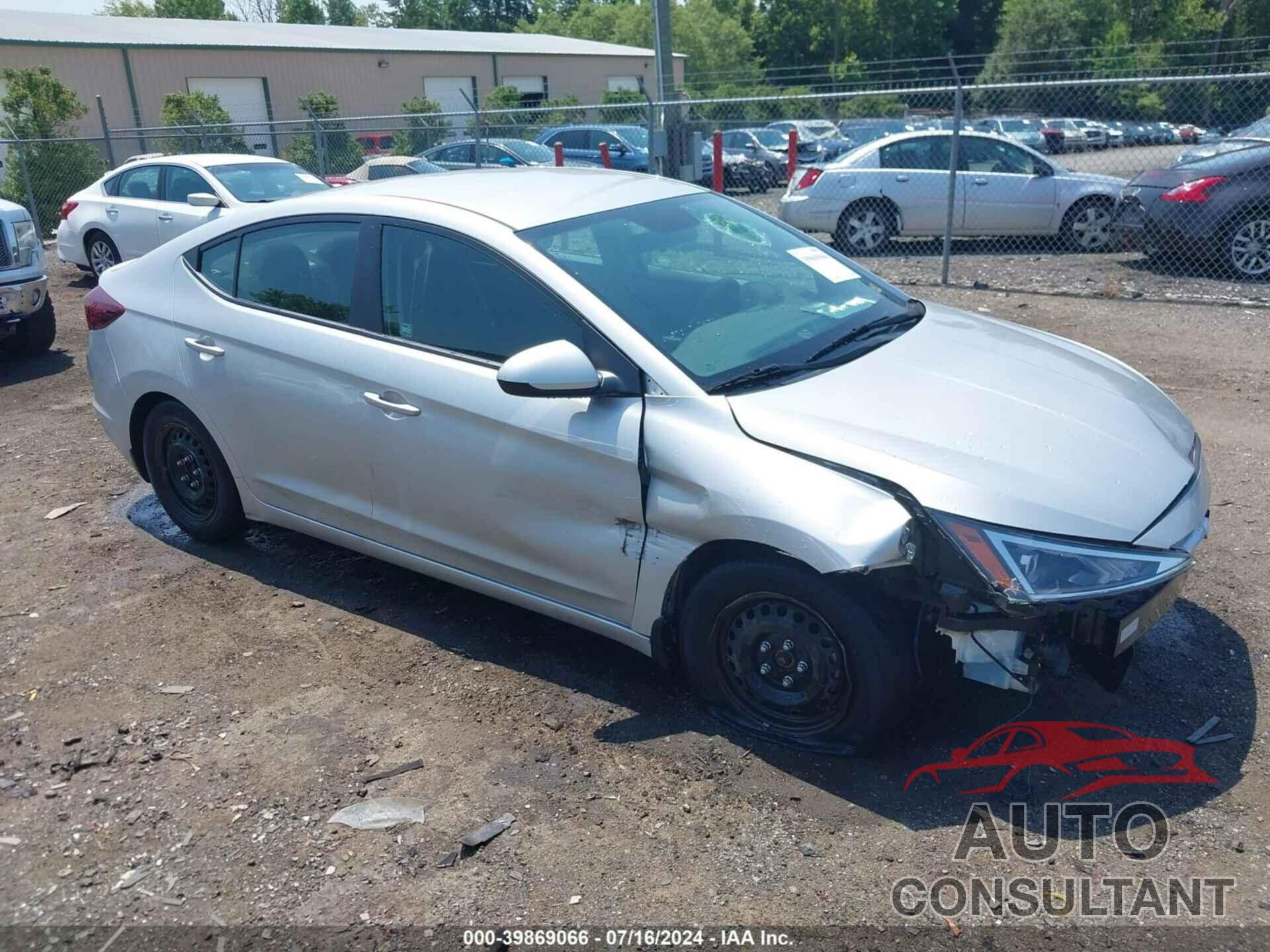 HYUNDAI ELANTRA 2019 - 5NPD74LF3KH496843