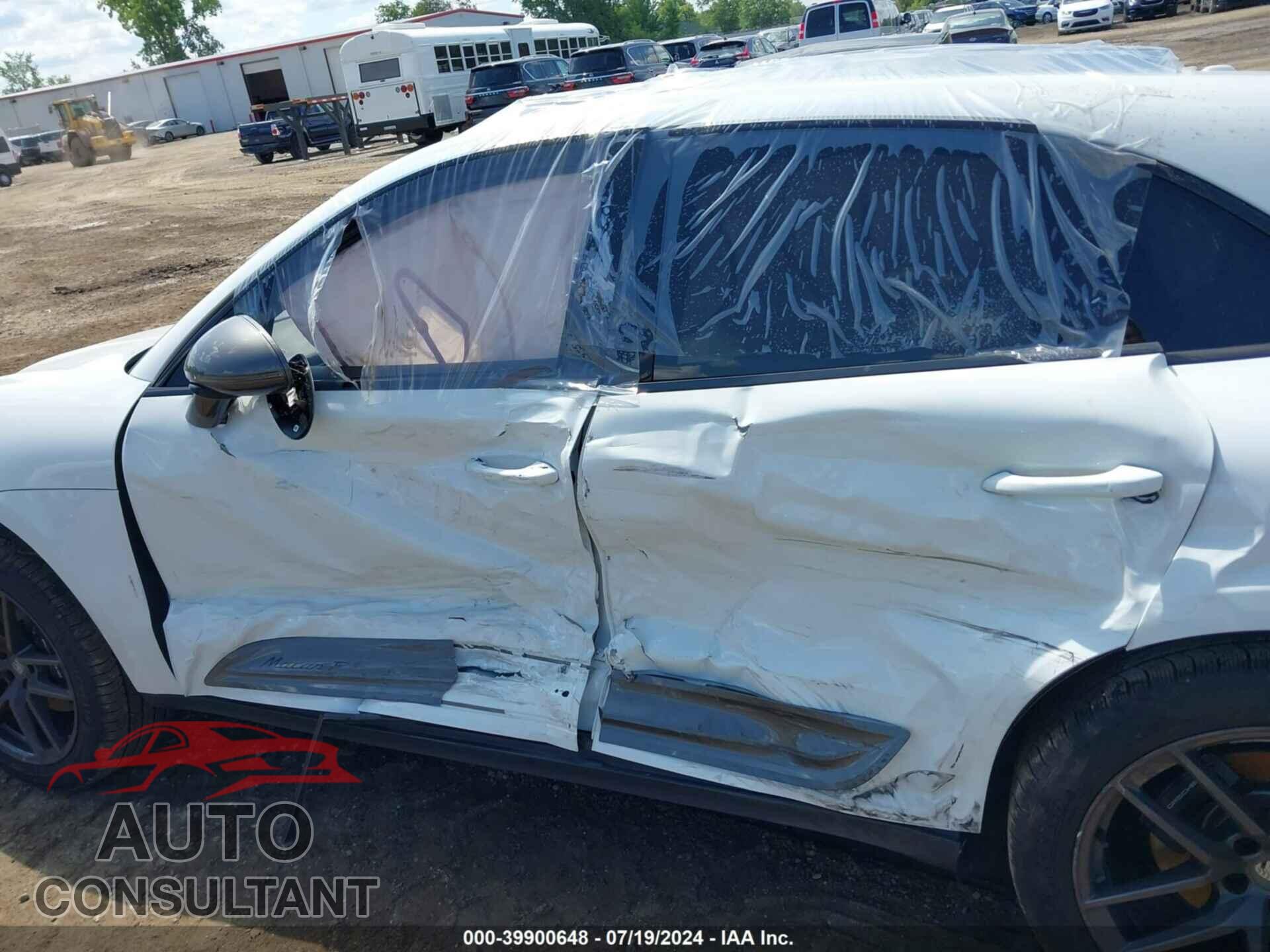 PORSCHE MACAN 2023 - WP1AA2A51PLB06021