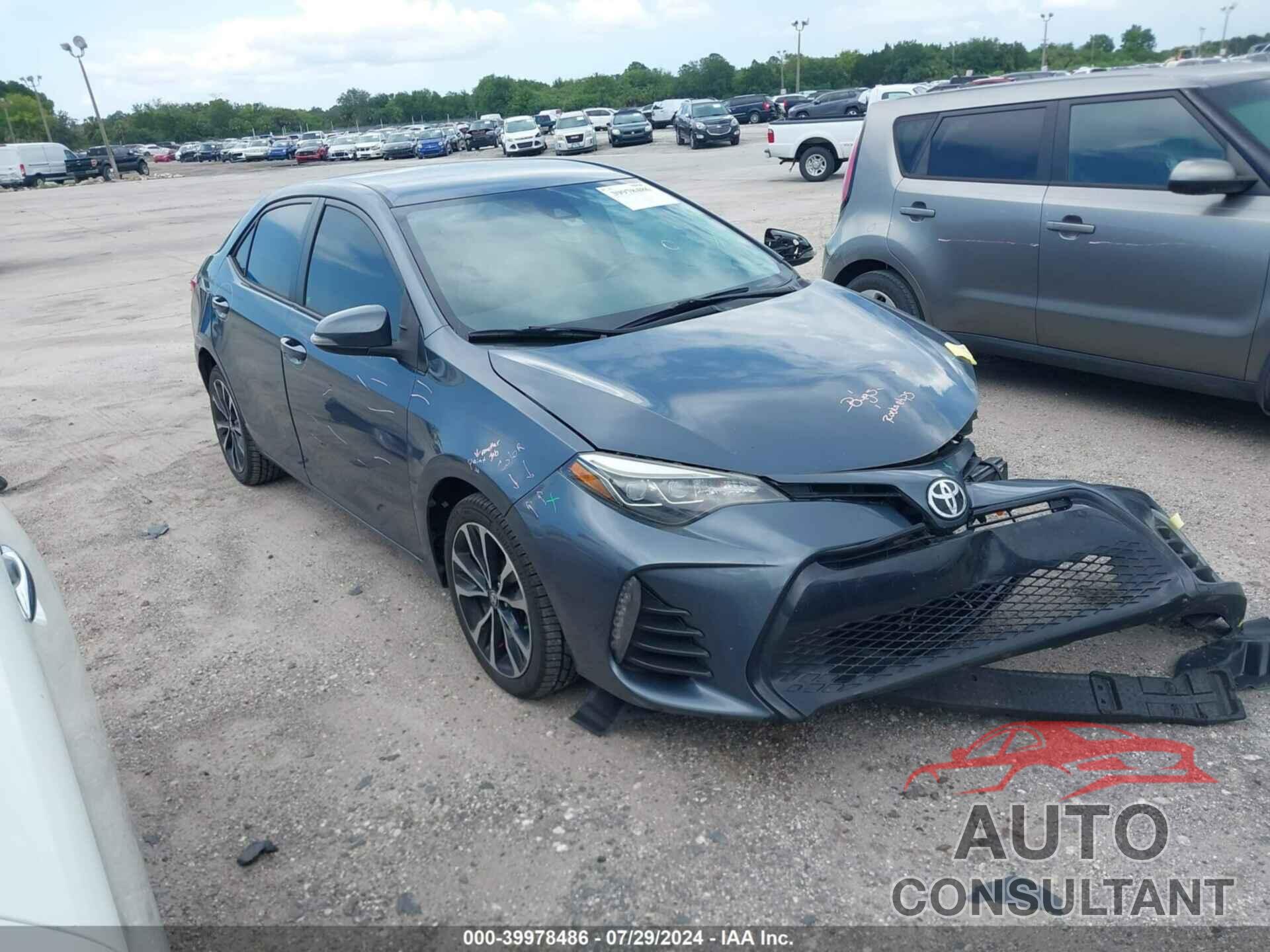 TOYOTA COROLLA 2017 - 2T1BURHE8HC913141