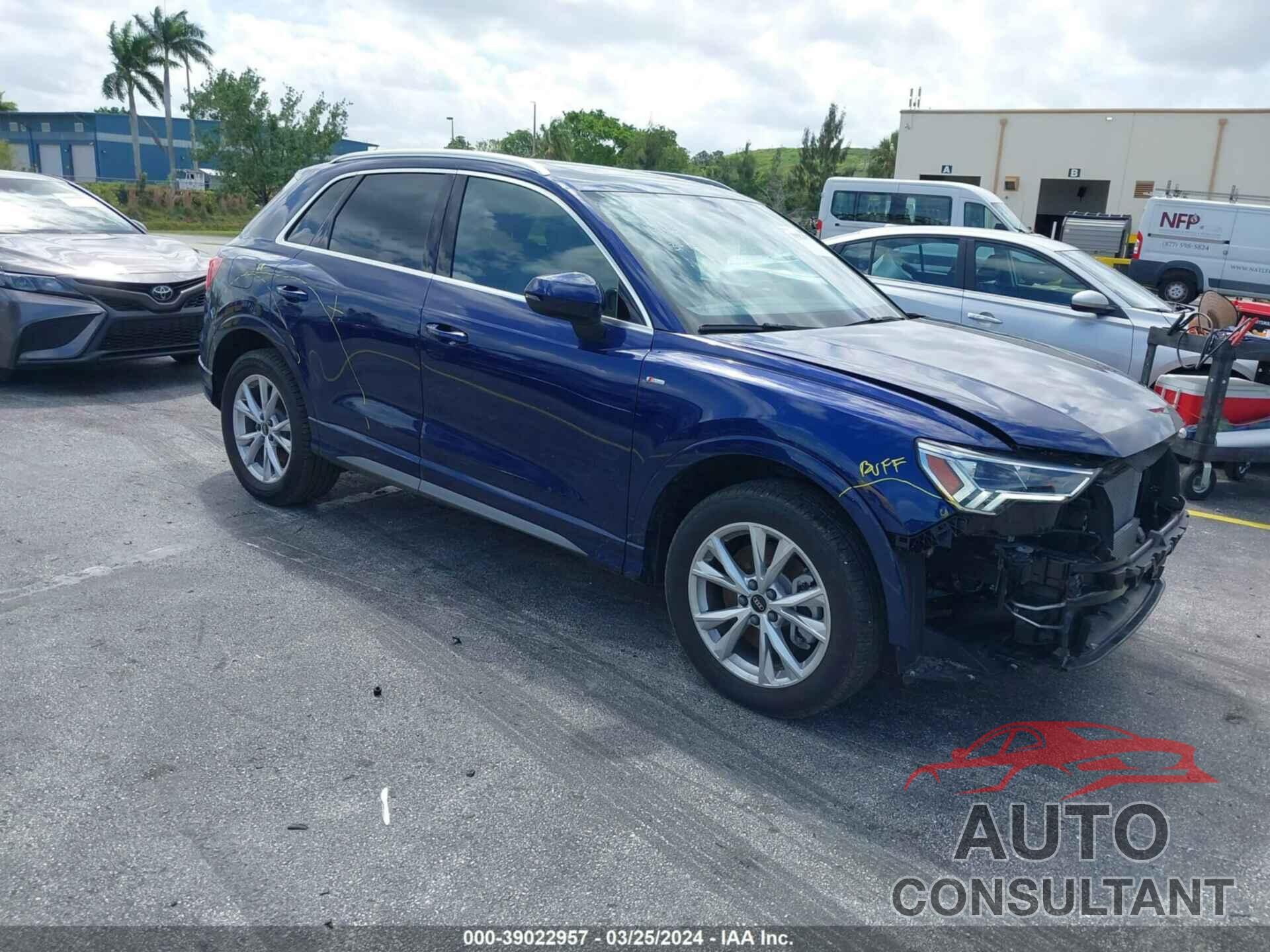 AUDI Q3 2023 - WA1DECF37P1141474