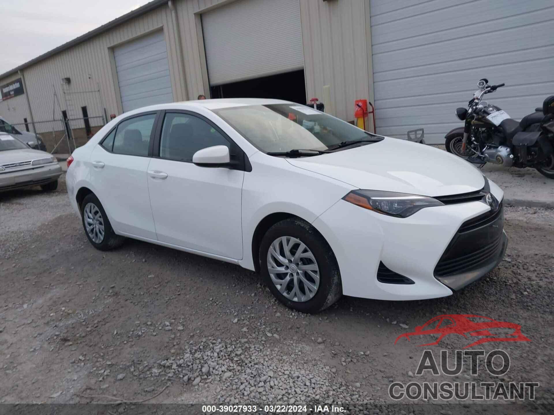 TOYOTA COROLLA 2017 - 2T1BURHE1HC748551