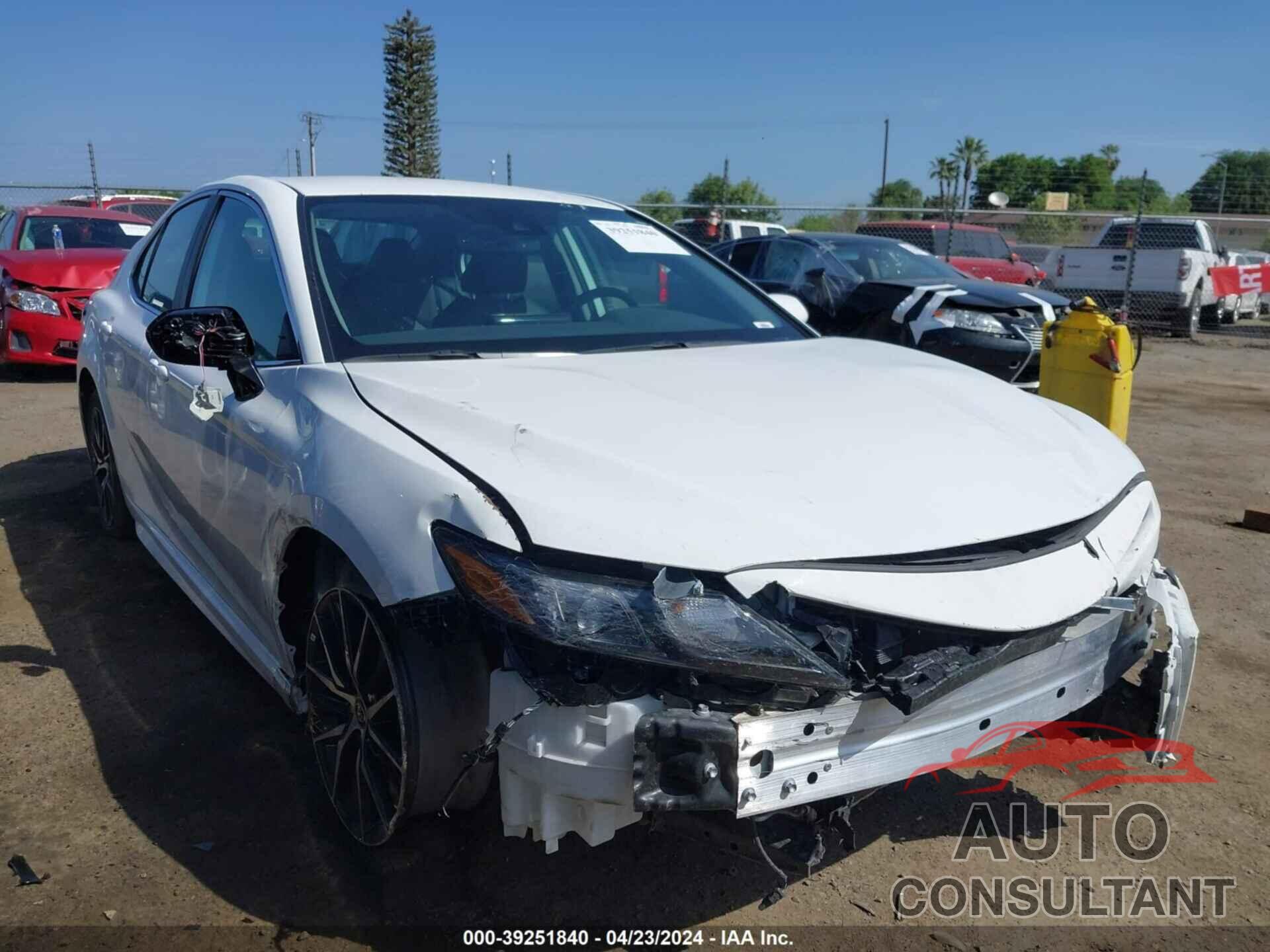 TOYOTA CAMRY 2023 - 4T1T11AK8PU826187