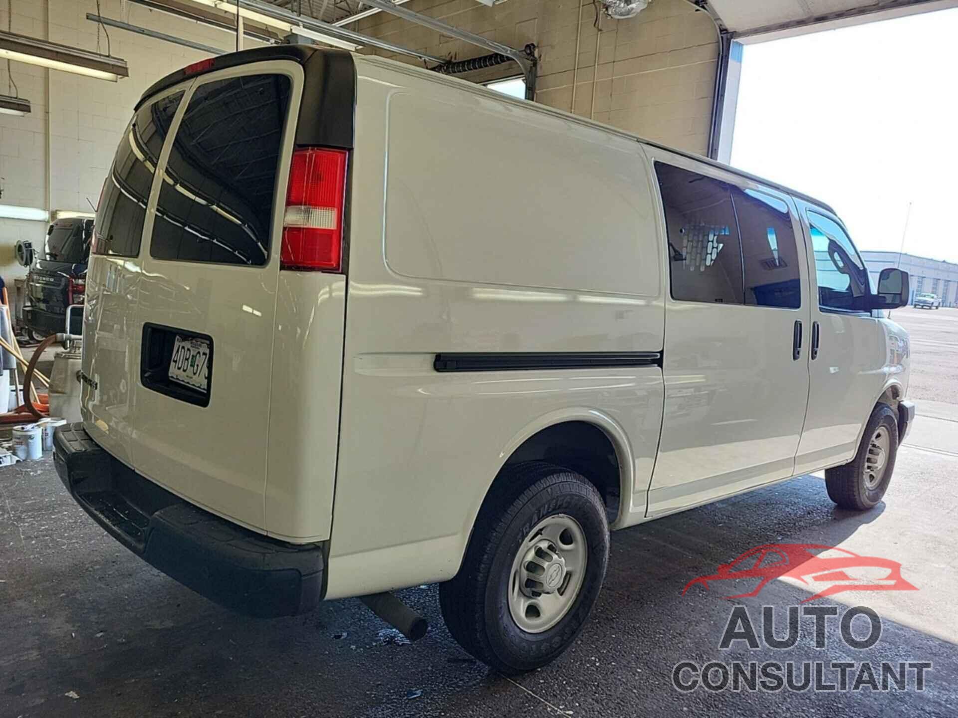 CHEVROLET EXPRESS 2500 2017 - 1GCWGAFF1H1185575