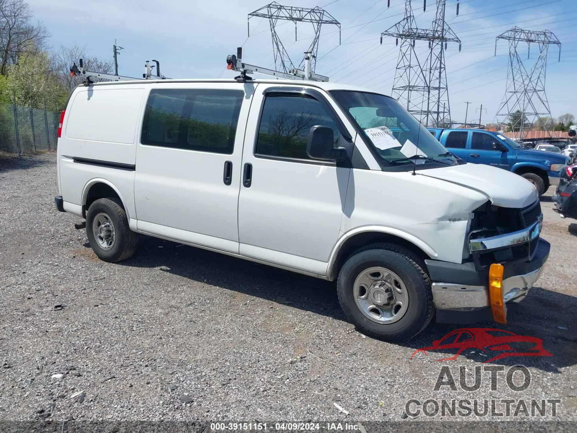 CHEVROLET EXPRESS 2500 2018 - 1GCWGAFG7J1909302