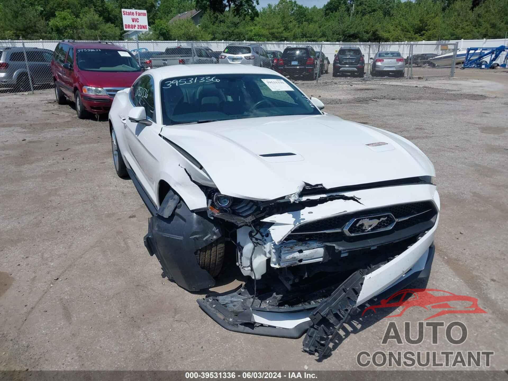 FORD MUSTANG 2018 - 1FA6P8TH8J5146128
