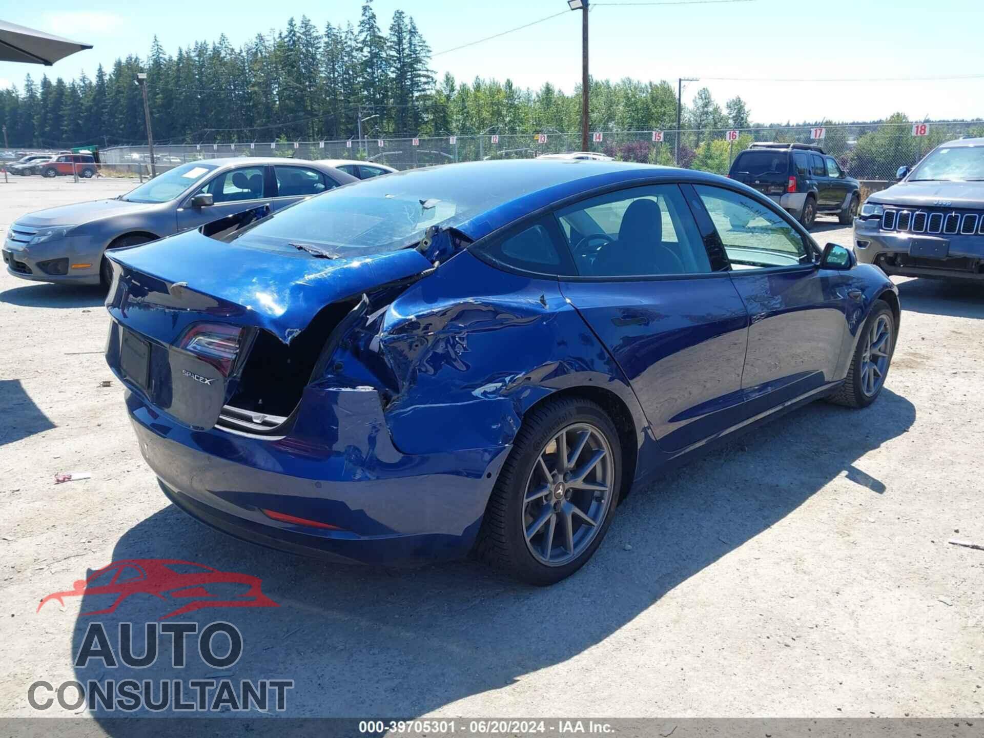 TESLA MODEL 3 2021 - 5YJ3E1EA0MF930705