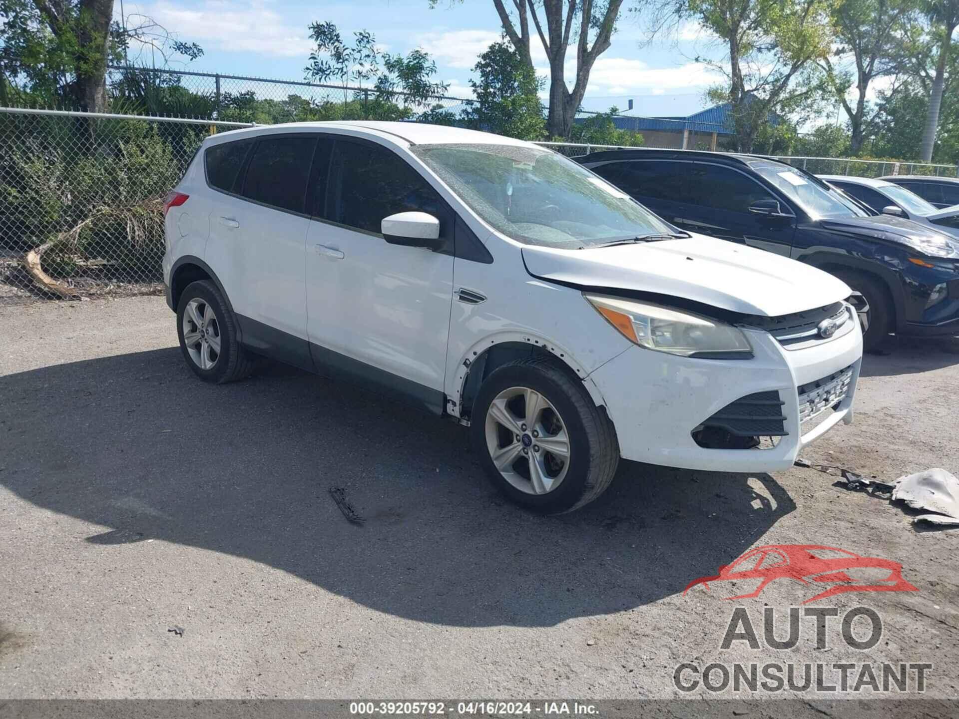 FORD ESCAPE 2016 - 1FMCU9GX0GUB61567