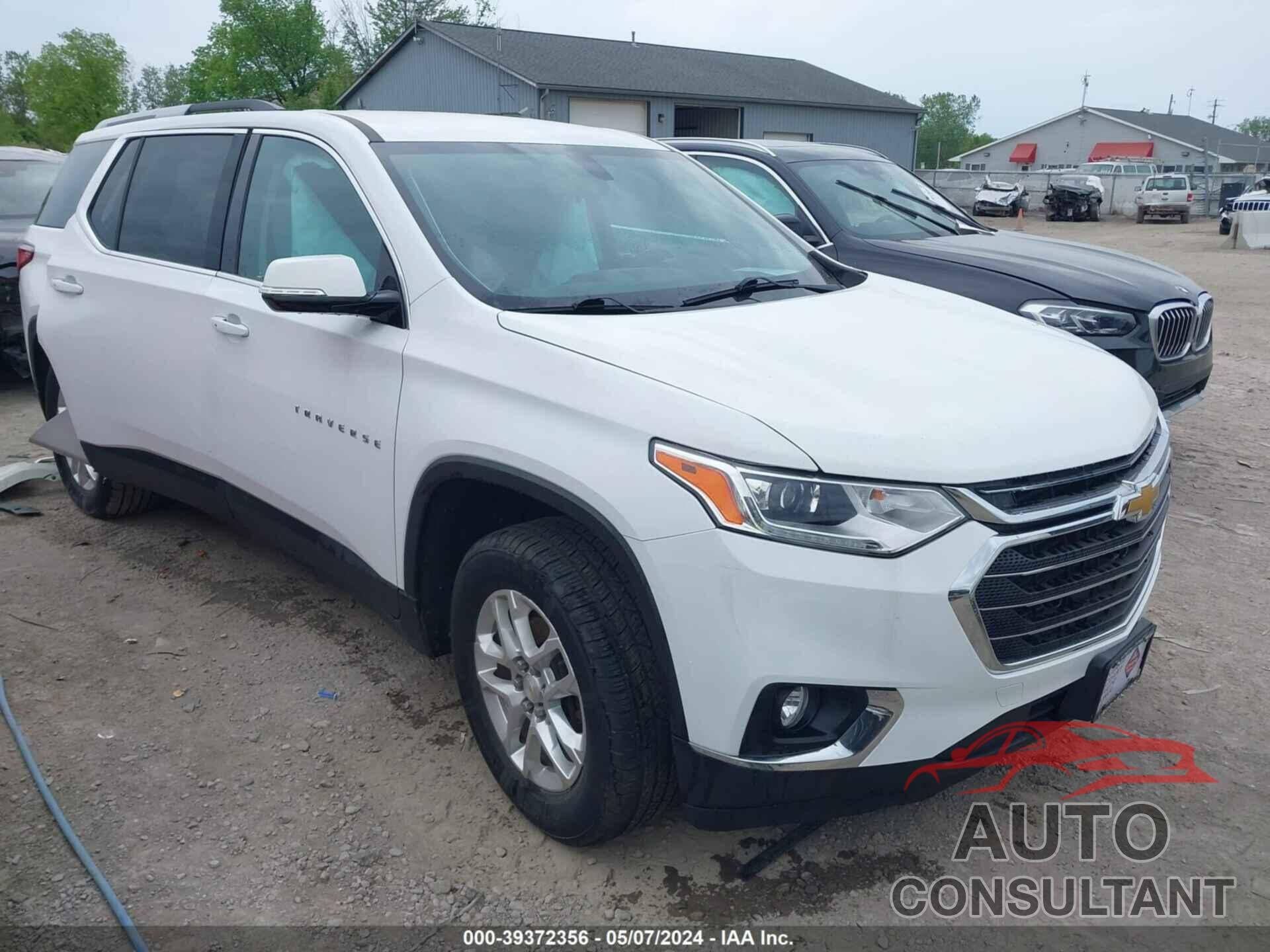 CHEVROLET TRAVERSE 2018 - 1GNEVGKW0JJ232098