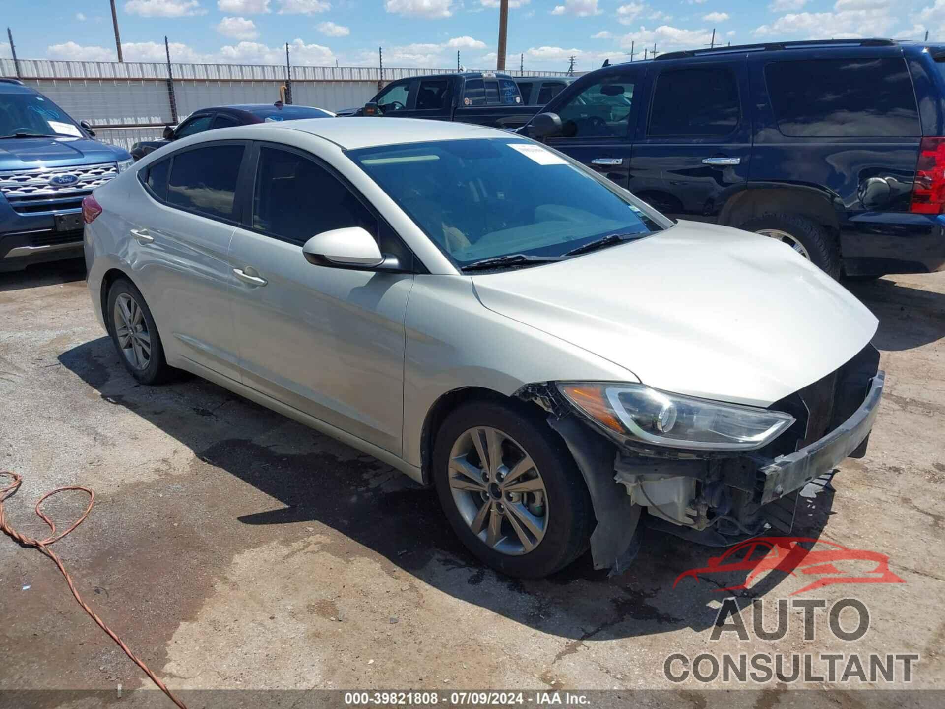 HYUNDAI ELANTRA 2017 - KMHD84LF4HU402606