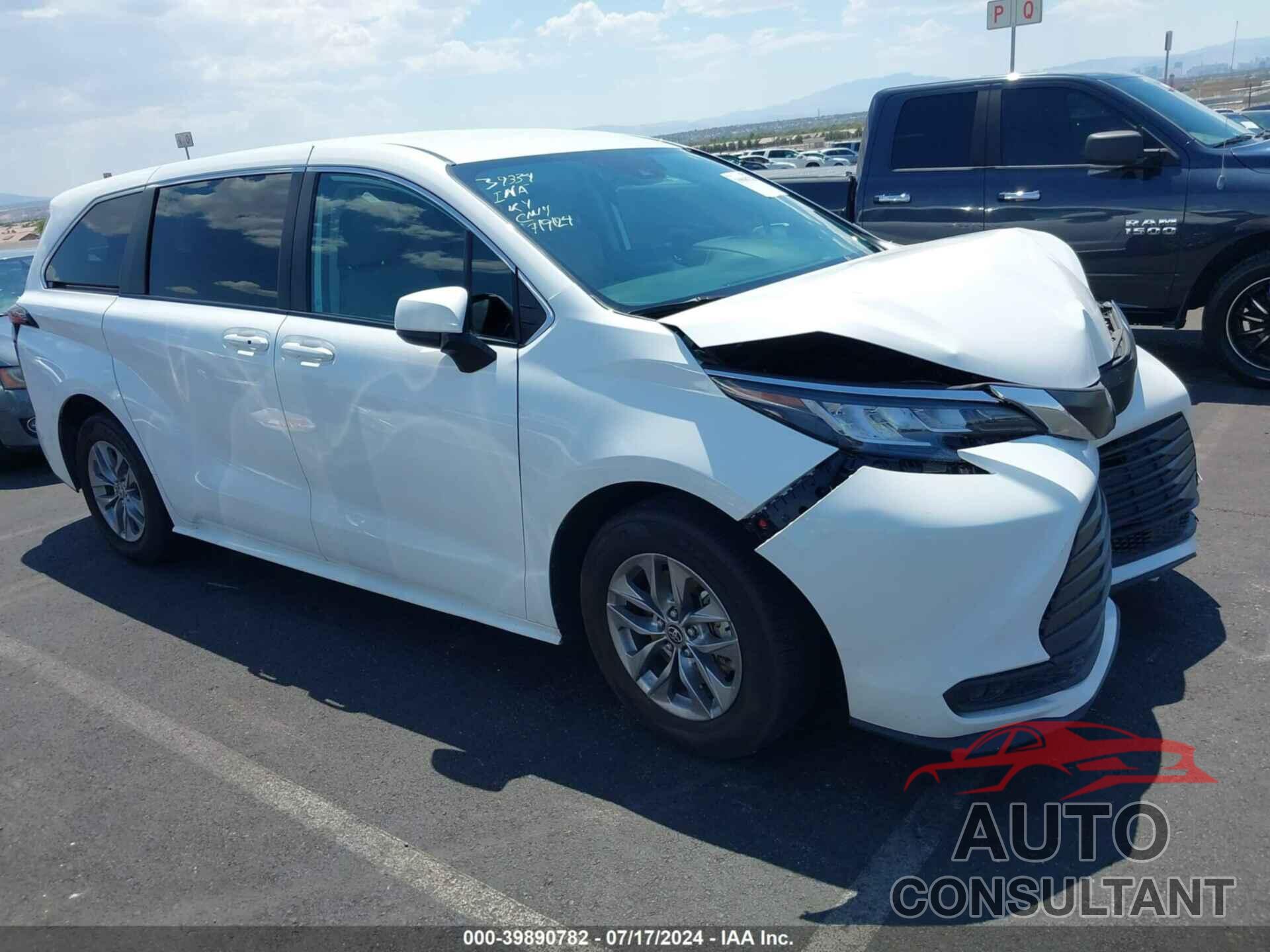 TOYOTA SIENNA 2022 - 5TDKRKEC7NS118743