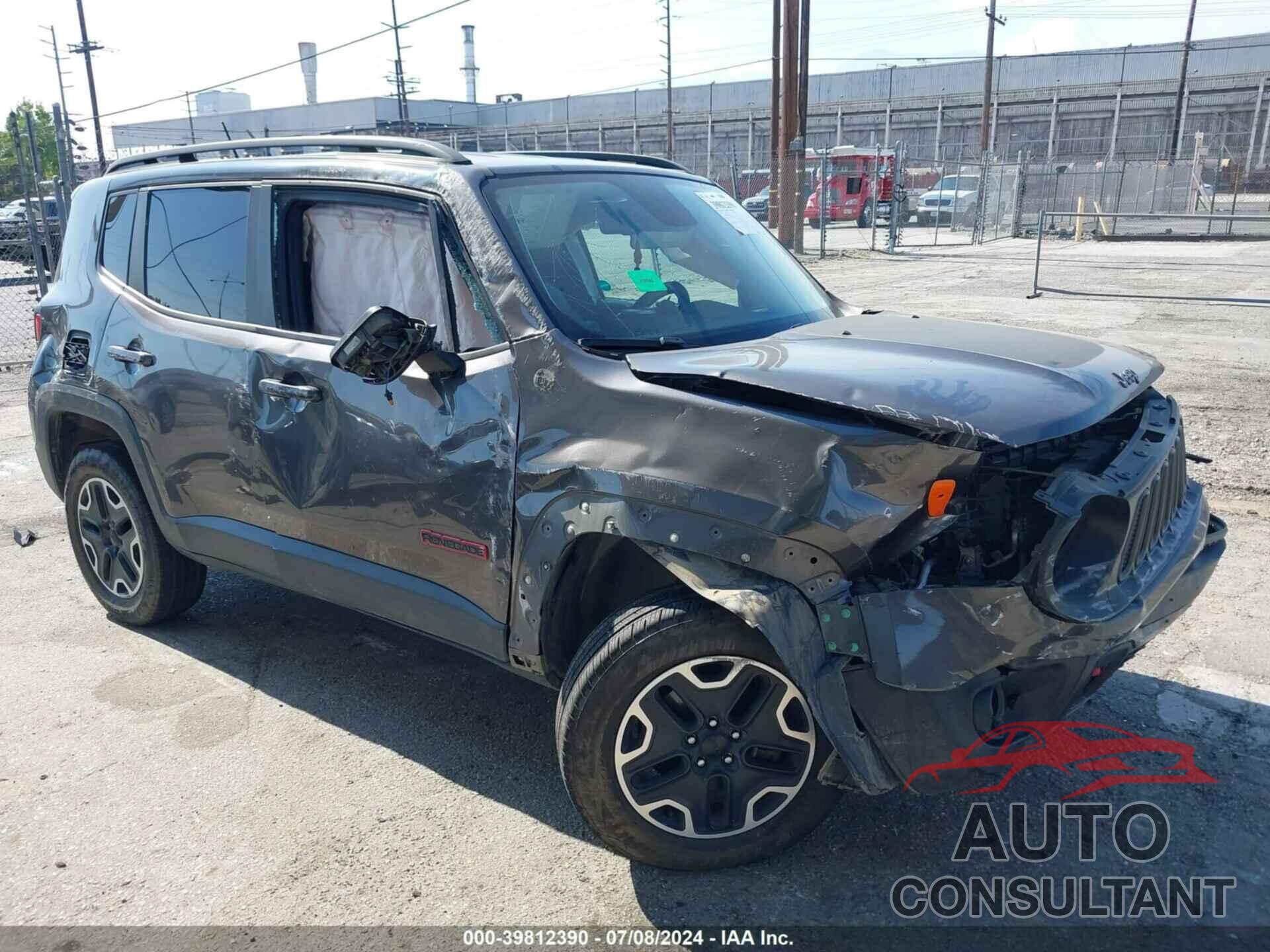 JEEP RENEGADE 2017 - ZACCJBCB0HPF73652