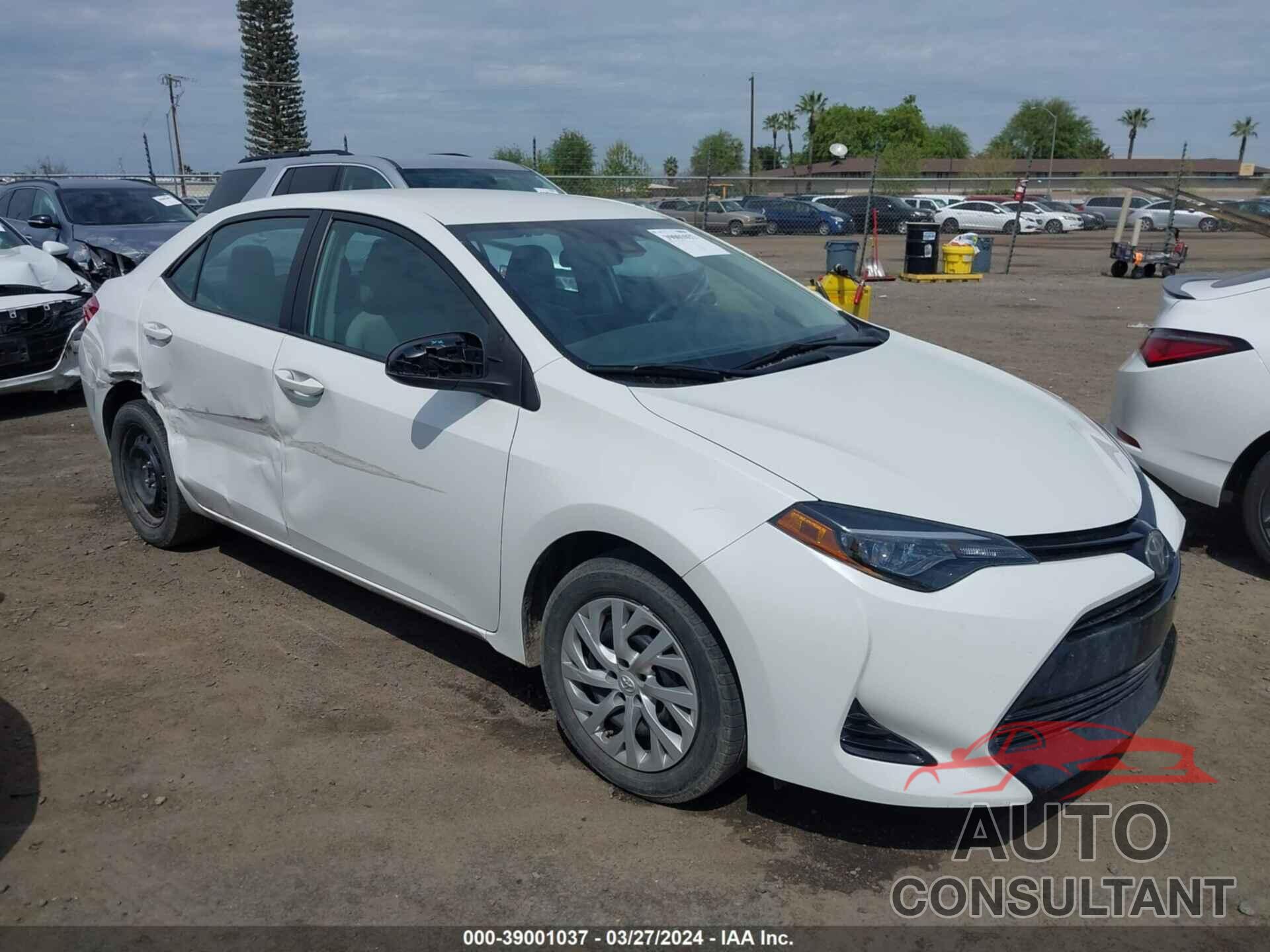 TOYOTA COROLLA 2018 - 5YFBURHE4JP788578