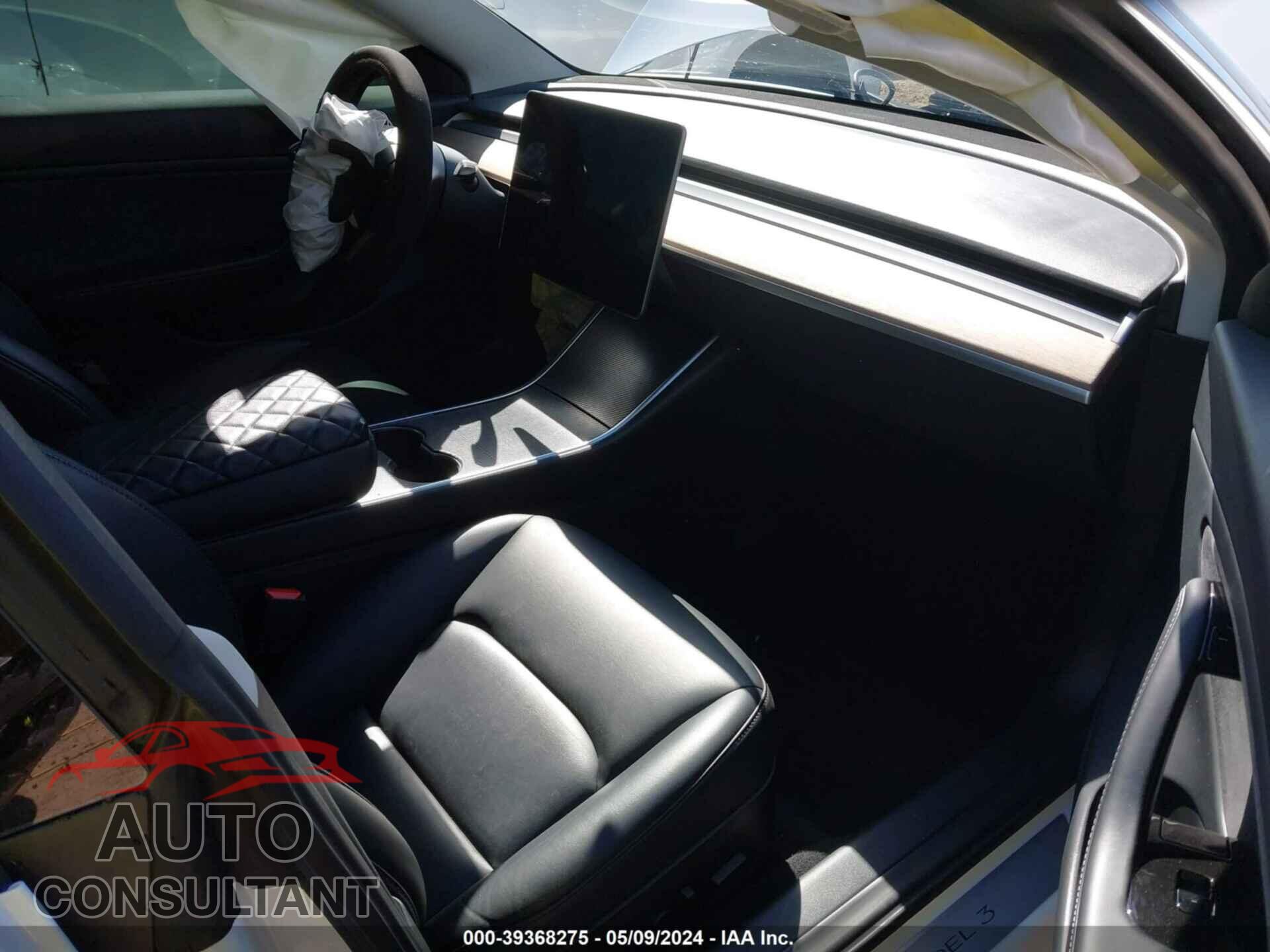 TESLA MODEL 3 2018 - 5YJ3E1EB8JF085400