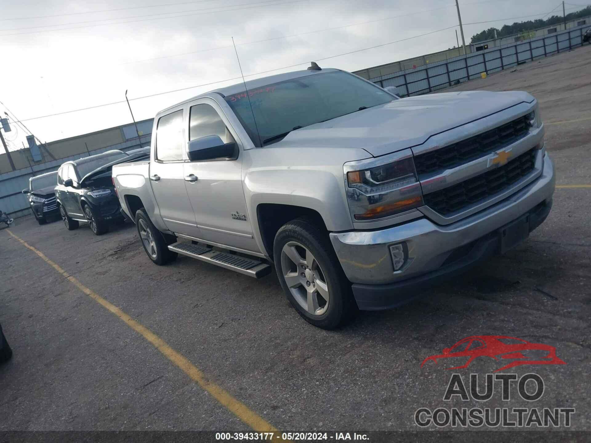 CHEVROLET SILVERADO 1500 2018 - 3GCPCREC6JG544139
