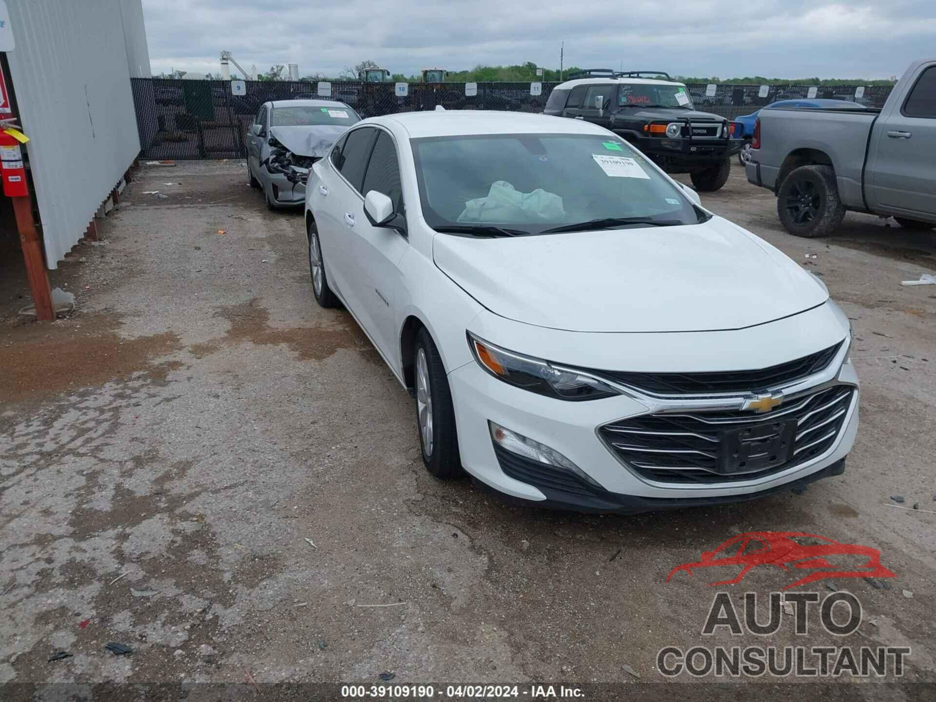 CHEVROLET MALIBU 2020 - 1G1ZD5ST5LF012607