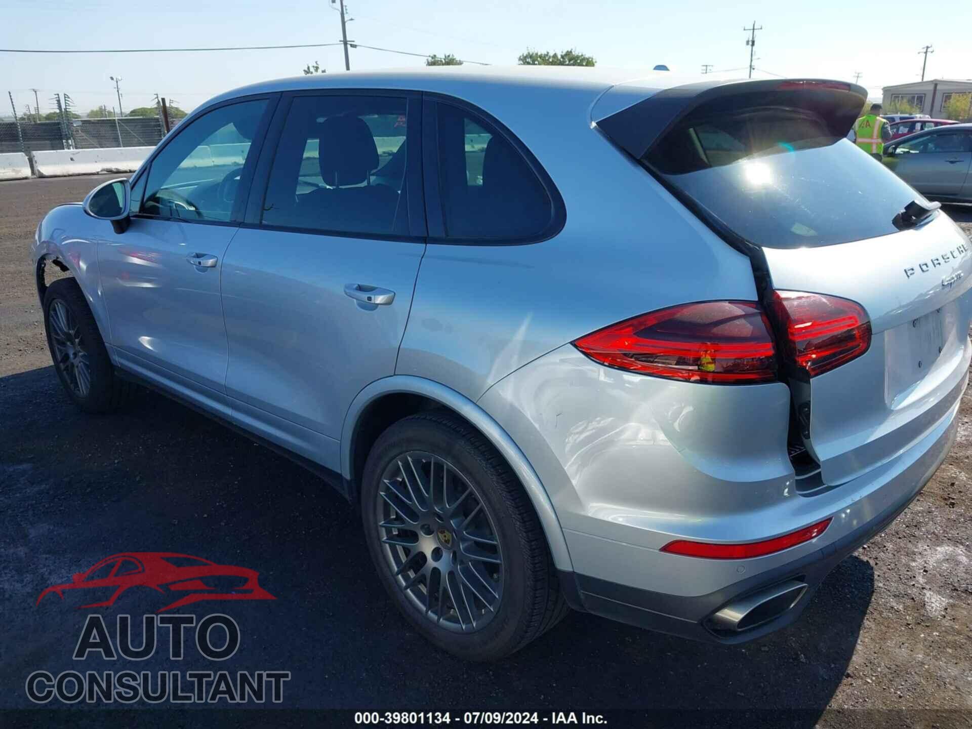 PORSCHE CAYENNE 2017 - WP1AA2A2XHKA88938
