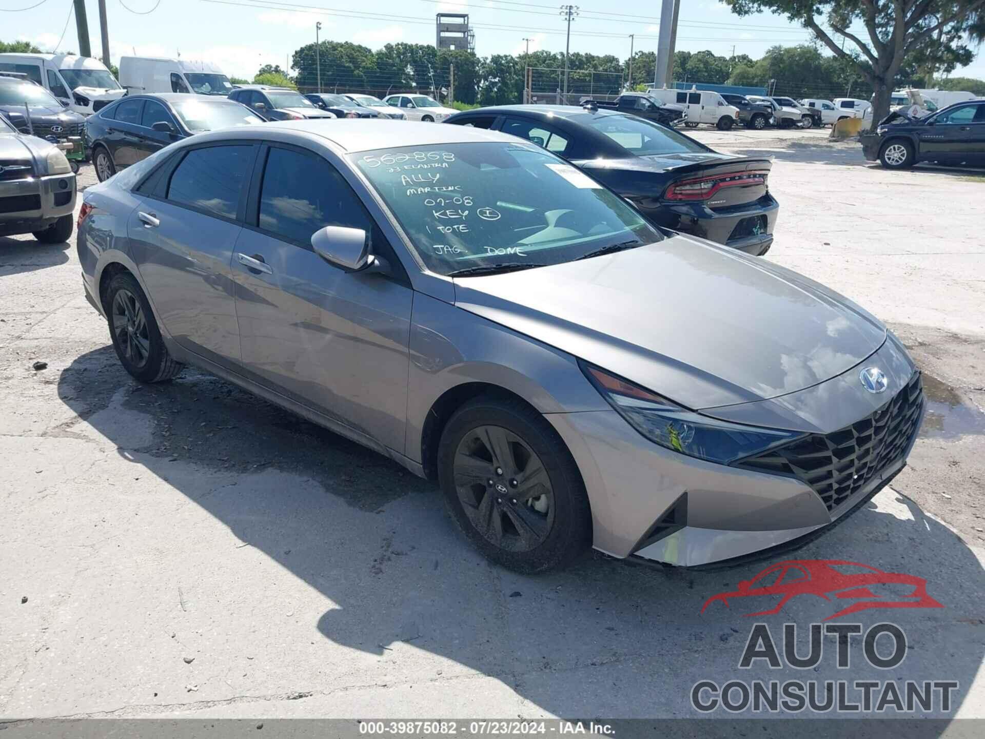 HYUNDAI ELANTRA 2023 - KMHLM4AG9PU562868